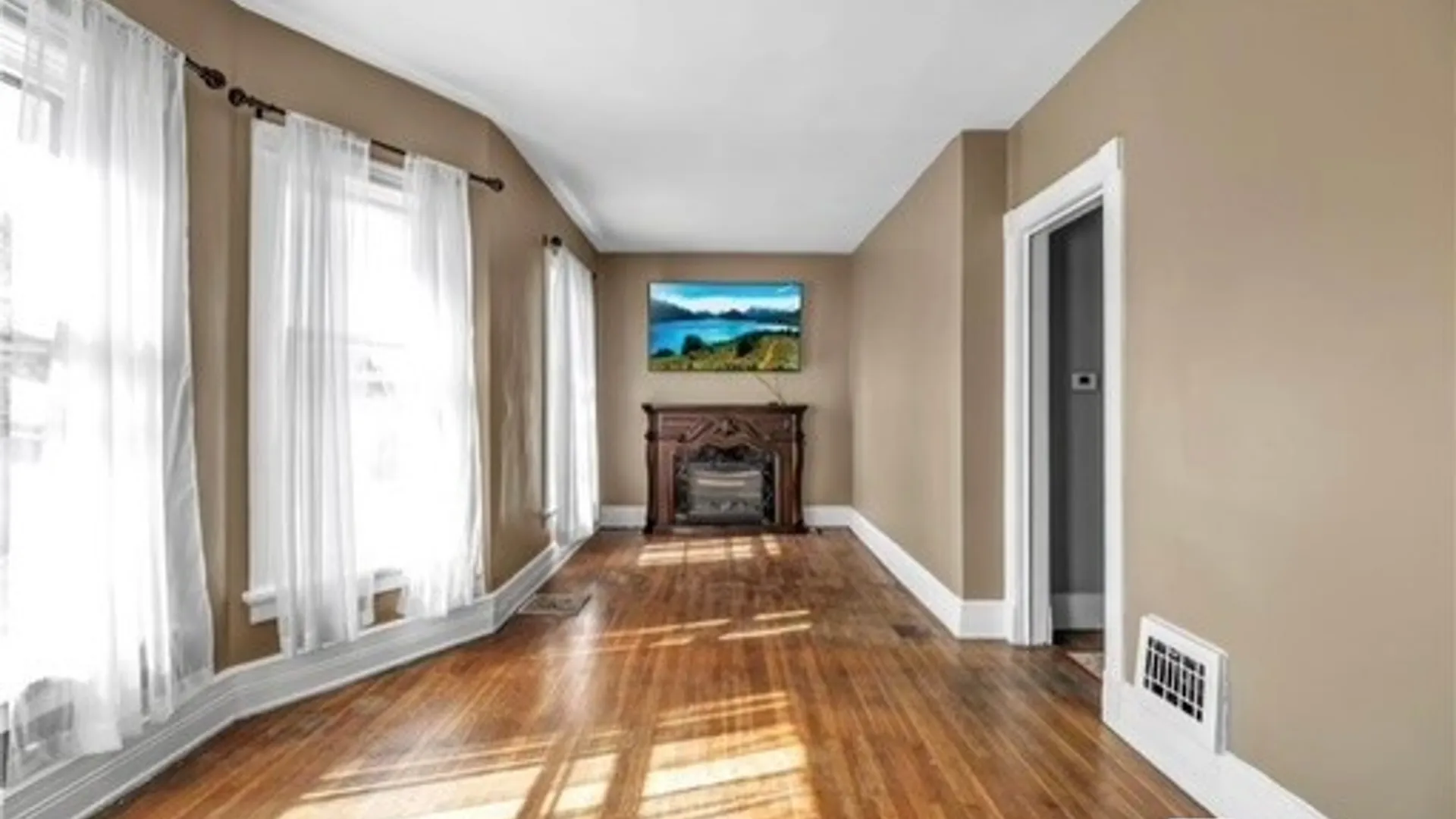 Property at 135 Norwood Avenue, Buffalo, NY 14222 5