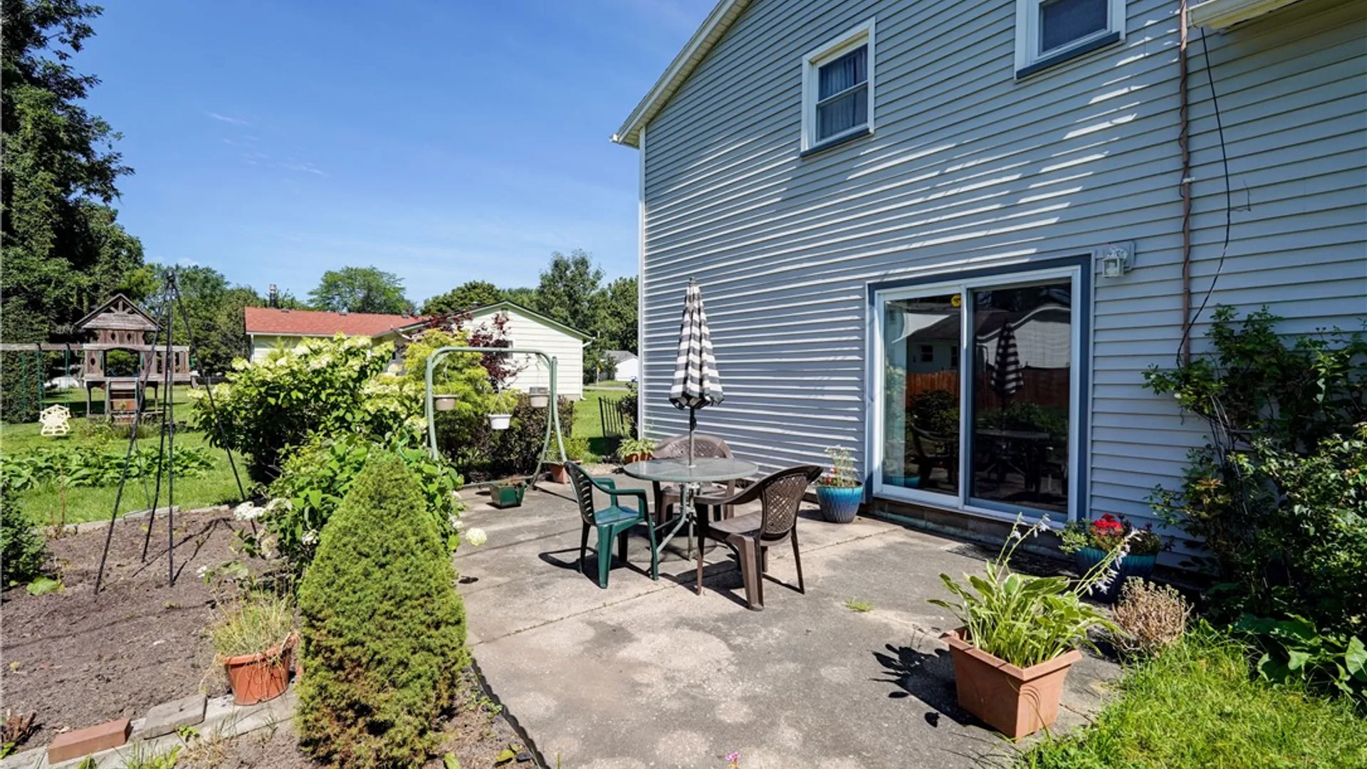 Property at 225 Cross Gates Rd, Greece, NY 14606 27
