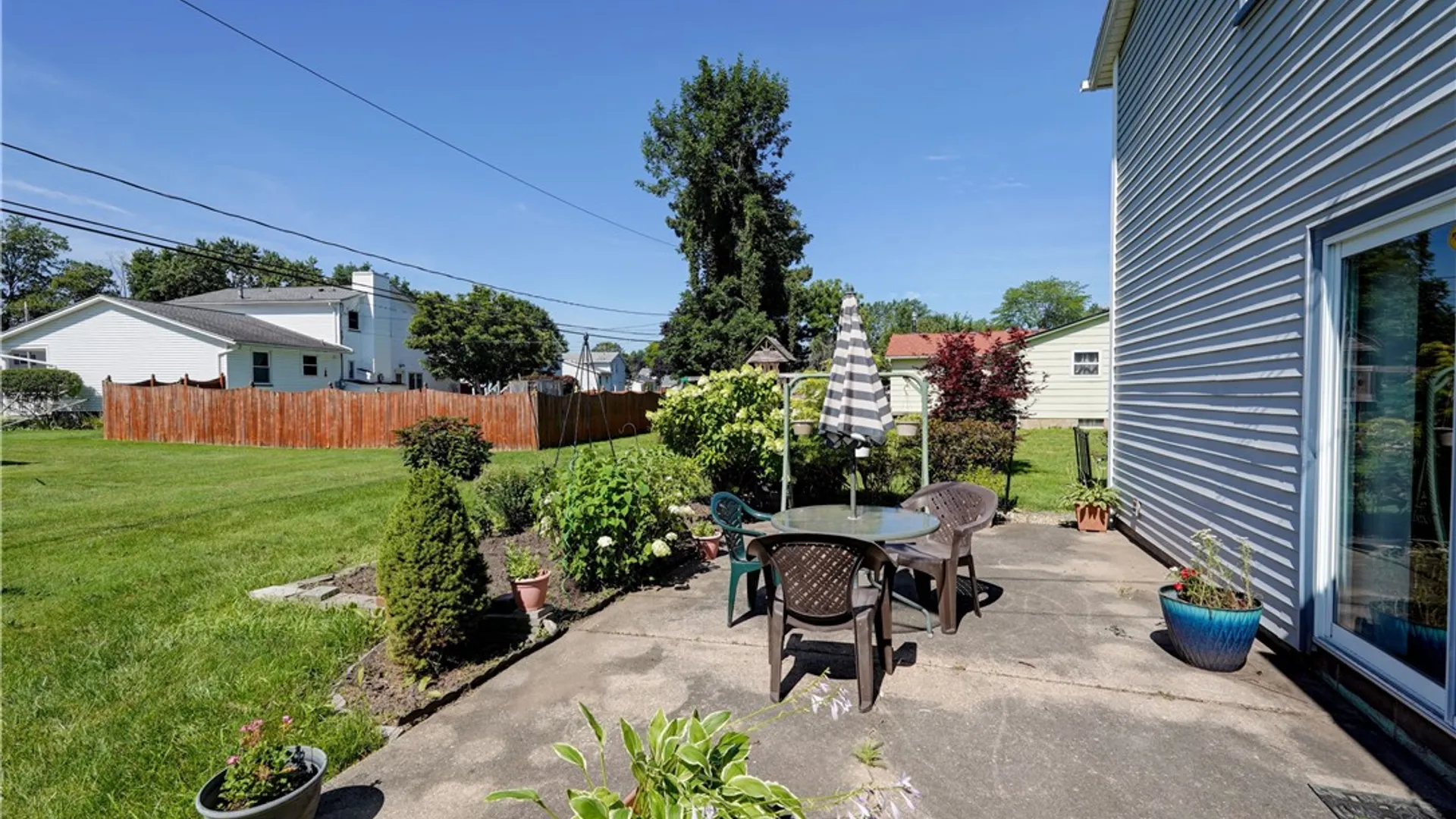 Property at 225 Cross Gates Rd, Greece, NY 14606 28