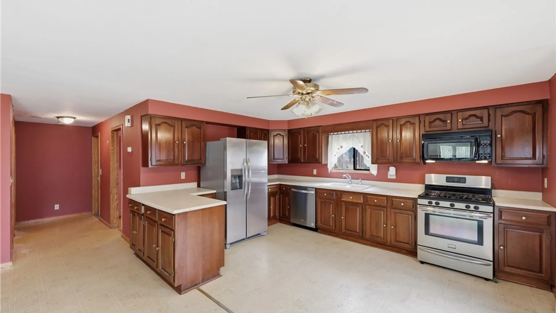 Property at 6709 Hamilton Drive, Evans, NY 14047 17