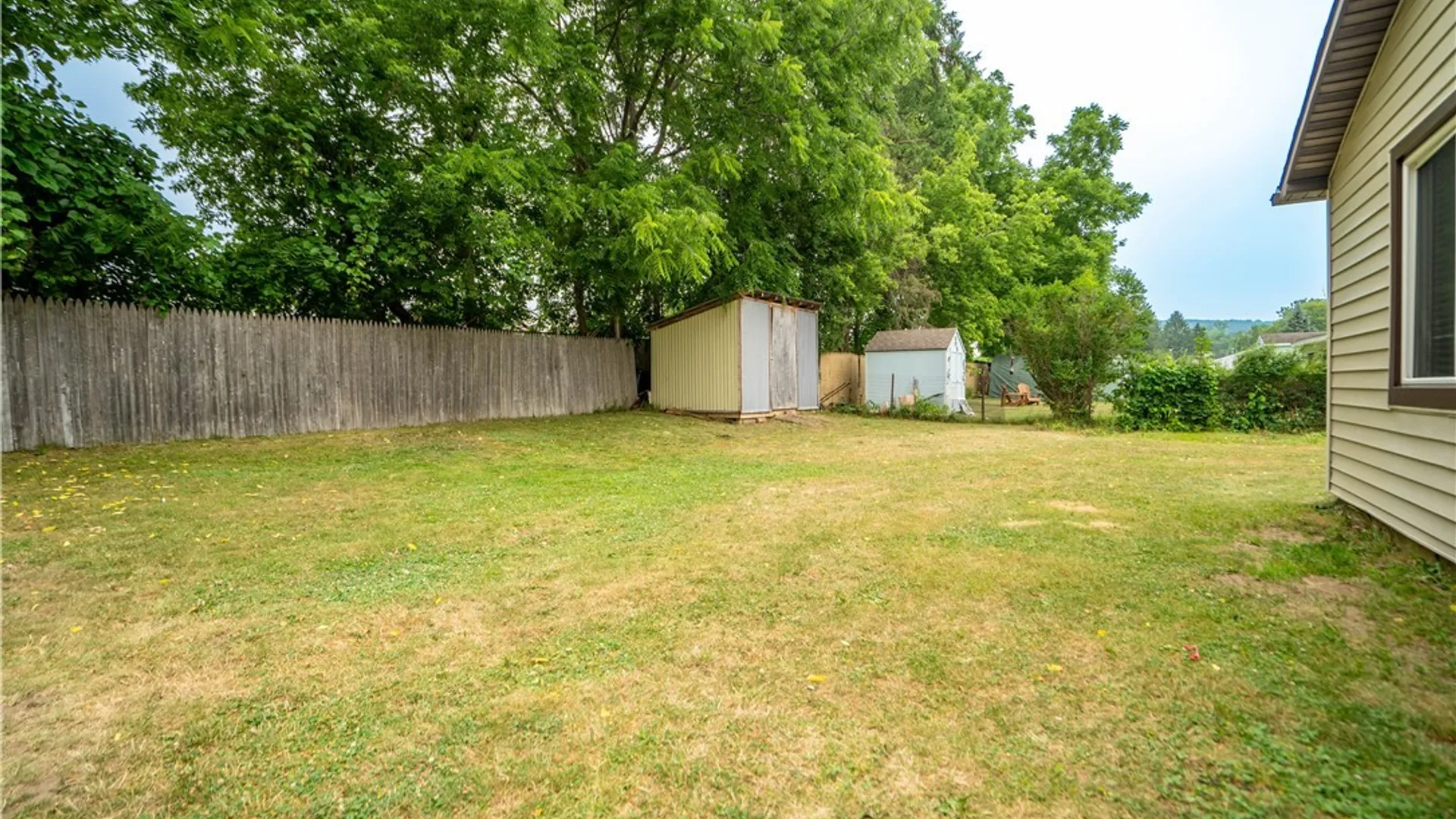 Property at 413 Williamsburg Road, Utica, NY 13502 39