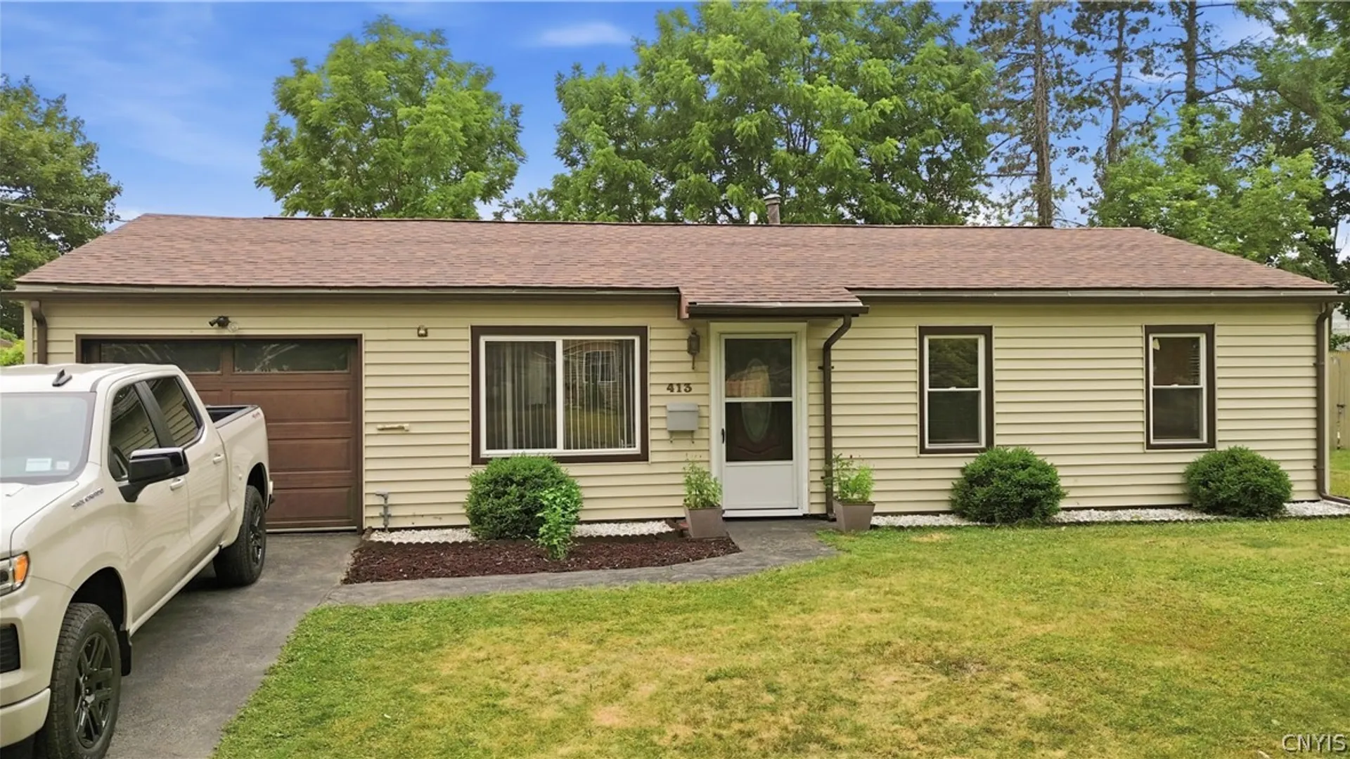 Property at 413 Williamsburg Road, Utica, NY 13502 42