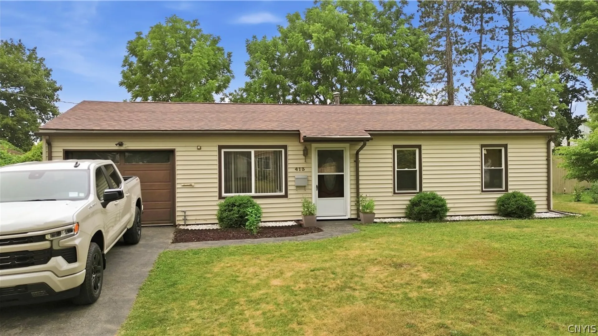 Property at 413 Williamsburg Road, Utica, NY 13502 46