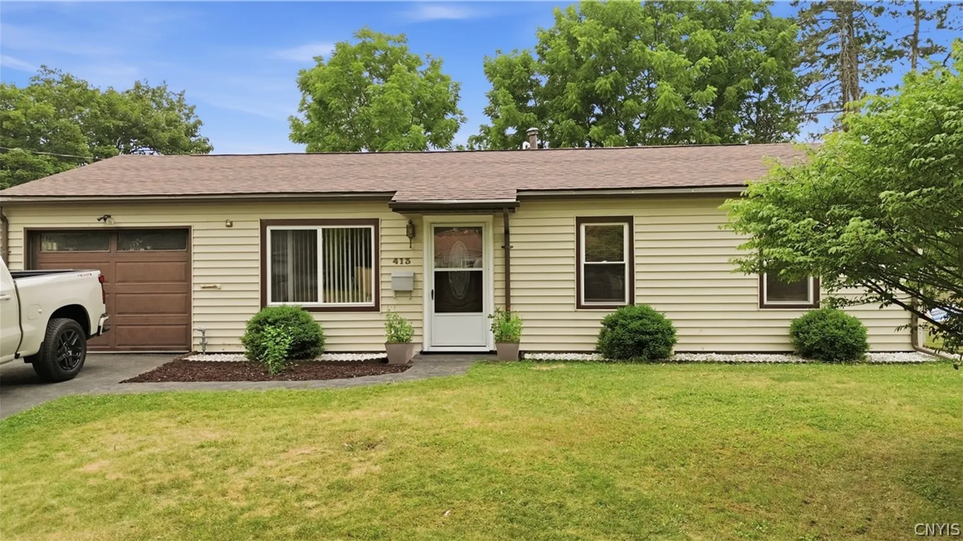Property at 413 Williamsburg Road, Utica, NY 13502 47