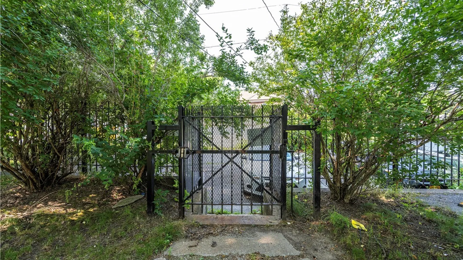Property at 118 Cottage Street, Buffalo, NY 14201 22