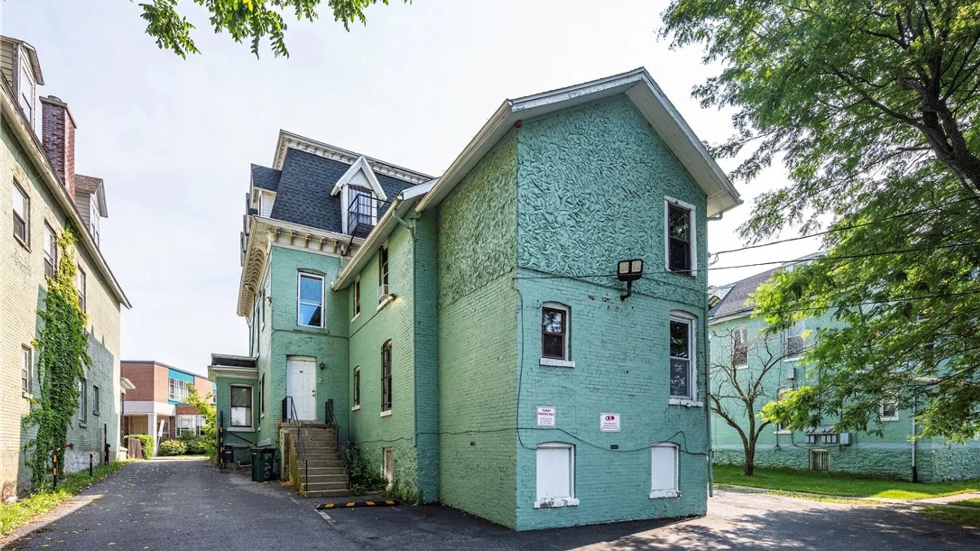 Property at 118 Cottage Street, Buffalo, NY 14201 24
