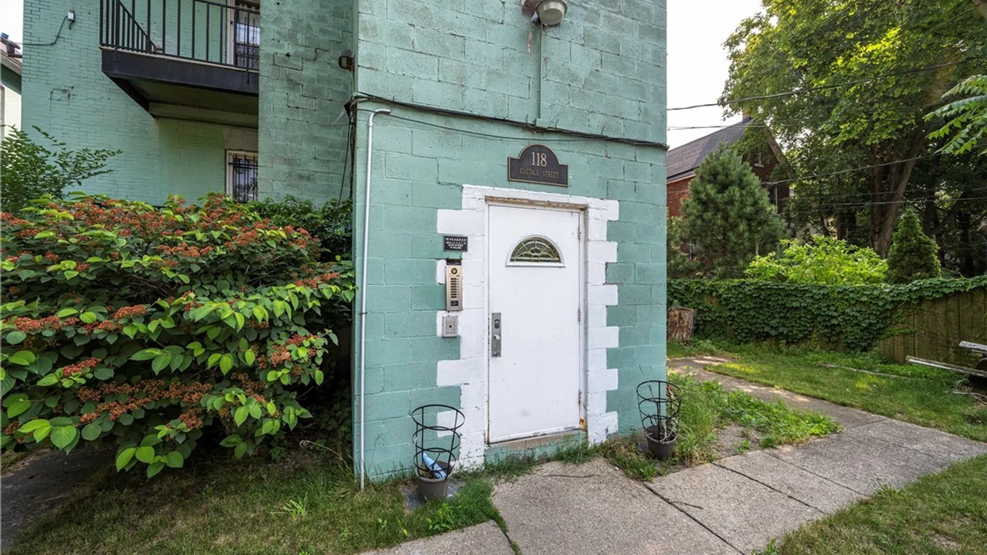 Property at 118 Cottage Street, Buffalo, NY 14201 26