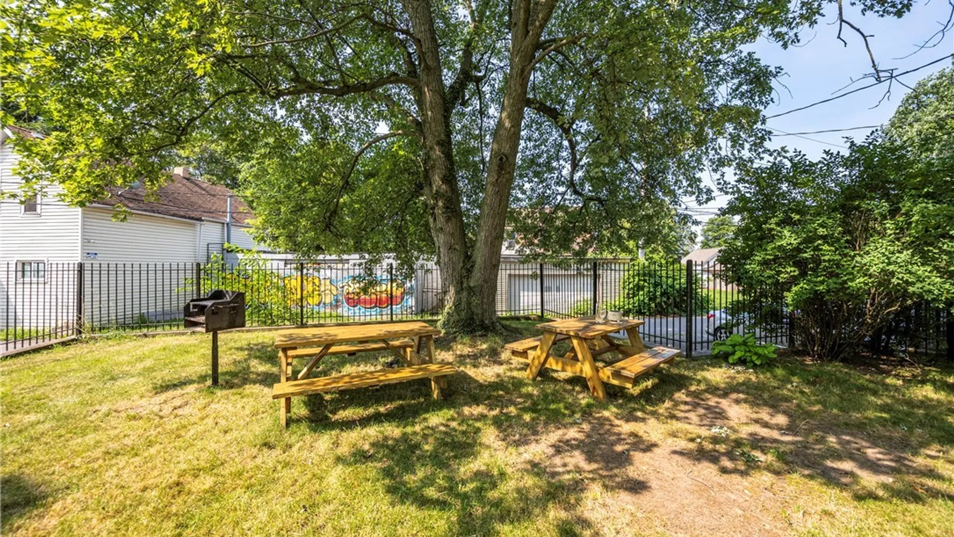 Property at 118 Cottage Street, Buffalo, NY 14201 32