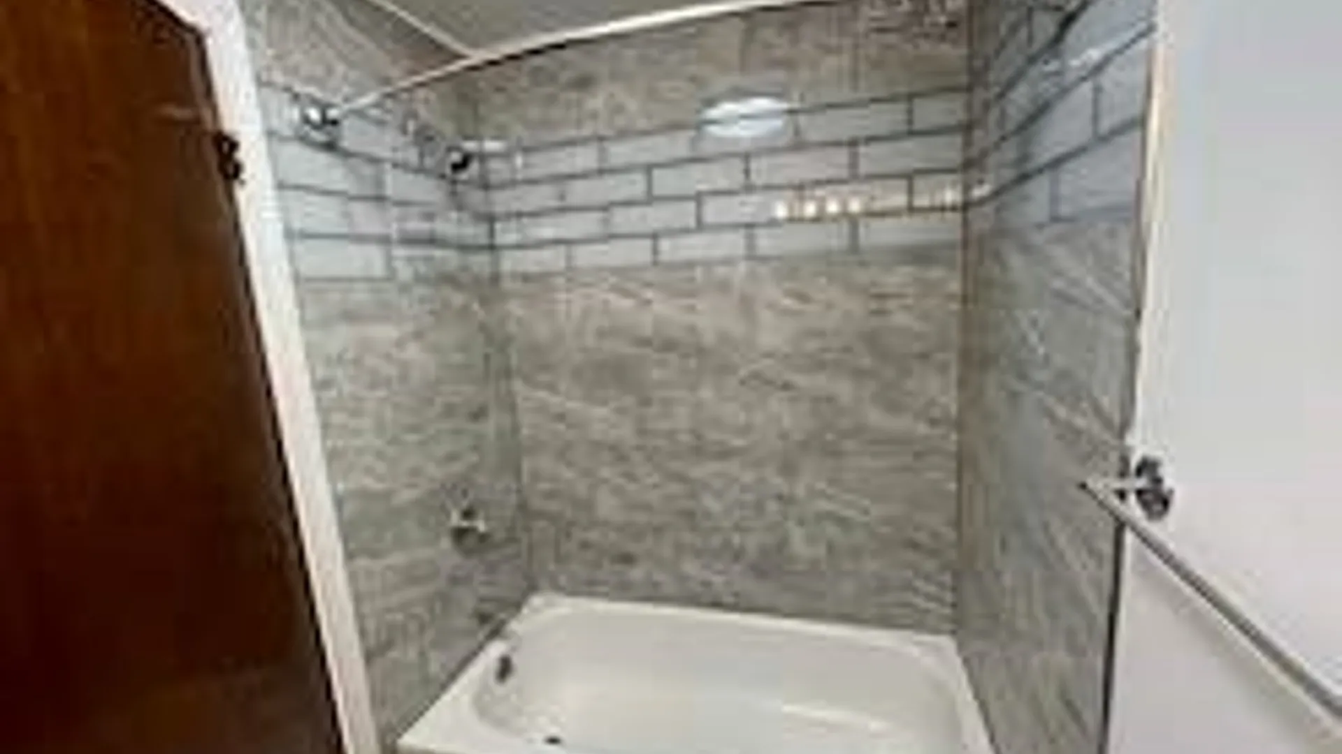 Property at 118 Cottage Street, Buffalo, NY 14201 38