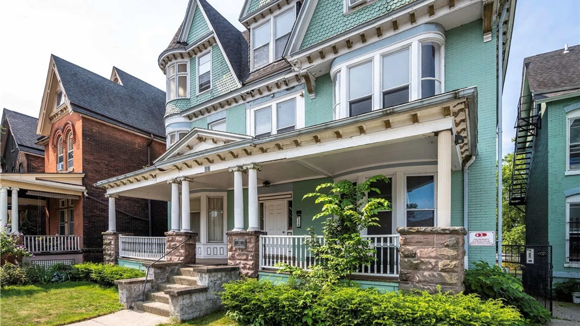 Property at 118 Cottage Street, Buffalo, NY 14201 4