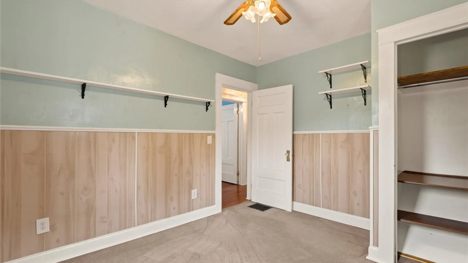 Property at 113 Kislingbury Street, Rochester, NY 14613 24