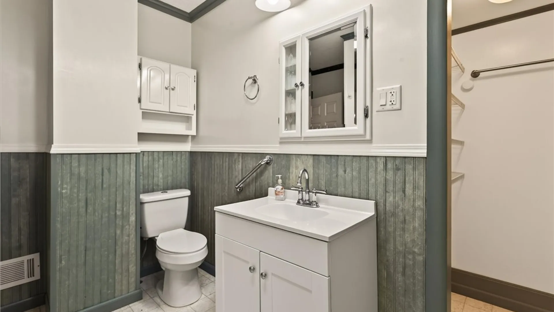 Property at 113 Kislingbury Street, Rochester, NY 14613 34