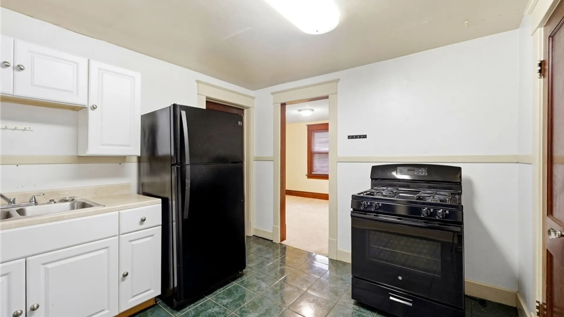 Property at 288 Hastings Avenue, Buffalo, NY 14215 20