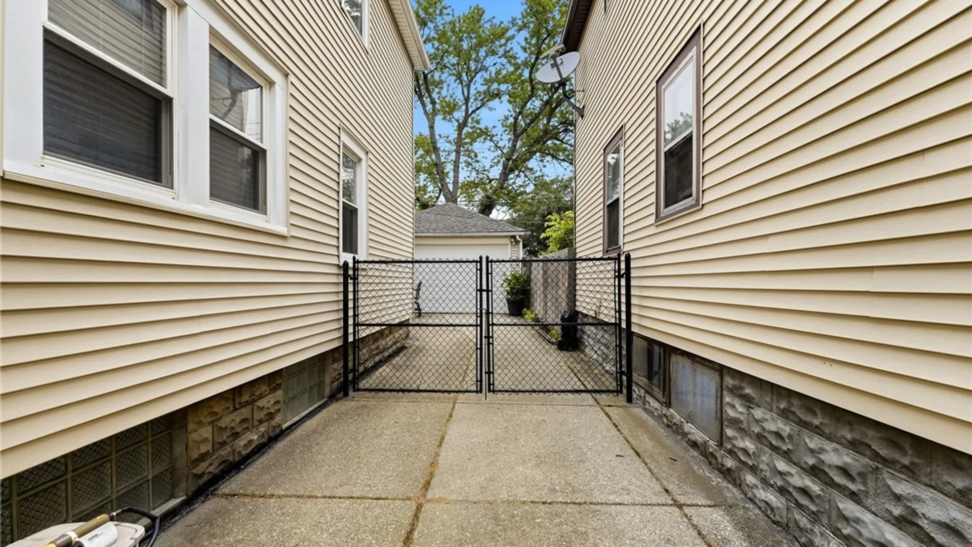 Property at 288 Hastings Avenue, Buffalo, NY 14215 30