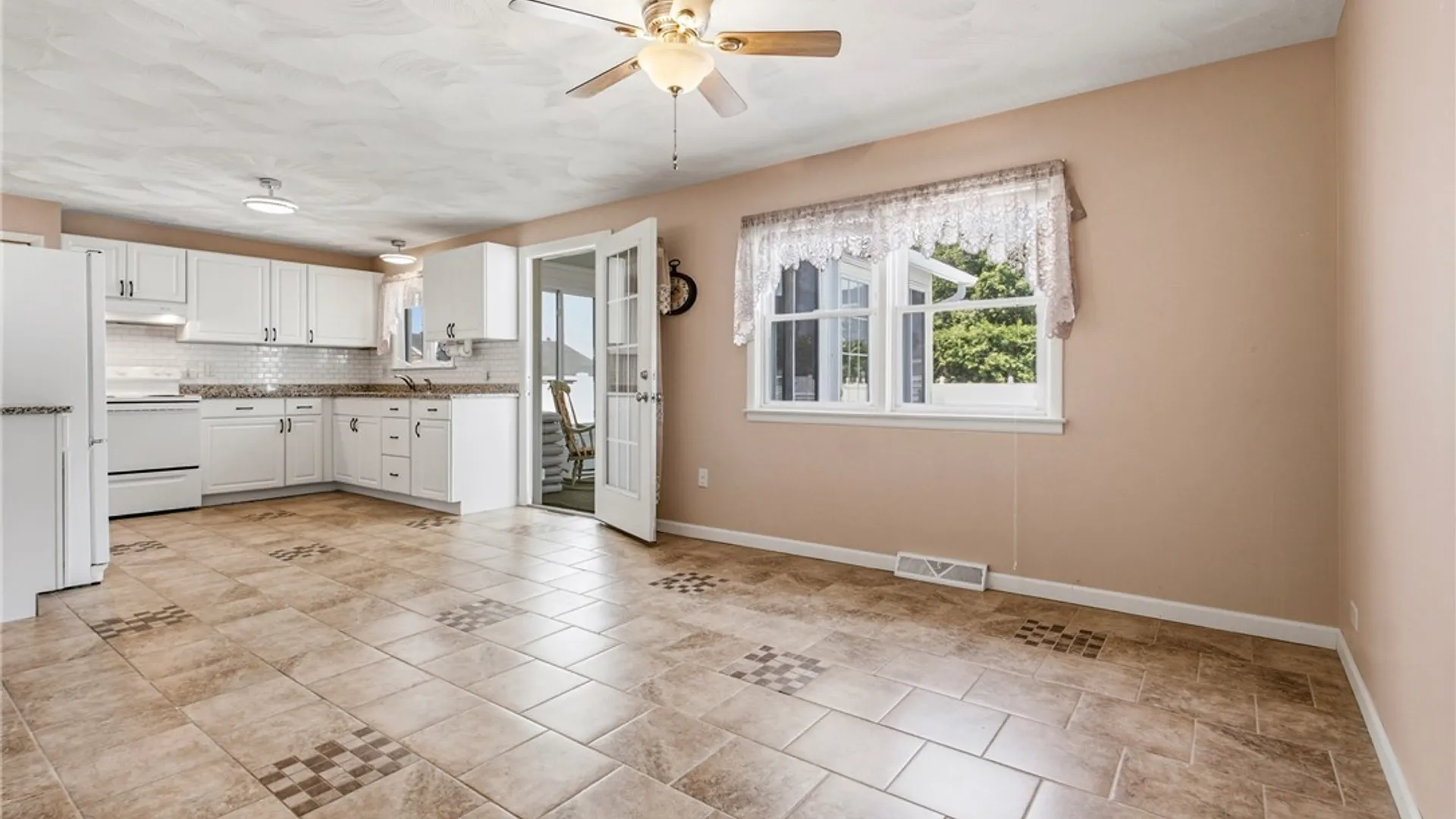 Property at 809 Van Buren Avenue, Rome, NY 13440 15