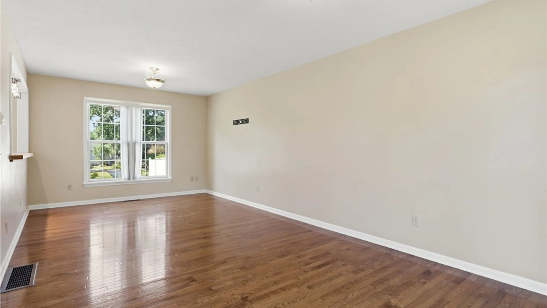 Property at 88 Hamlin Drive, Canandaigua City, NY 14424 5