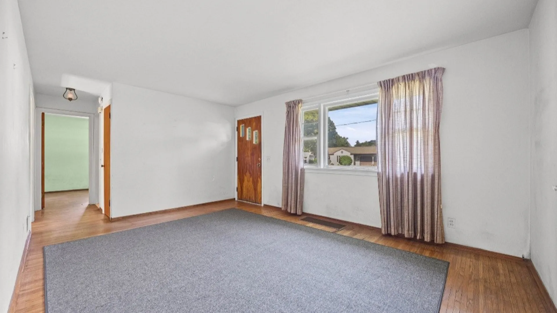Property at 275 Biscayne Drive, Greece, NY 14612 9