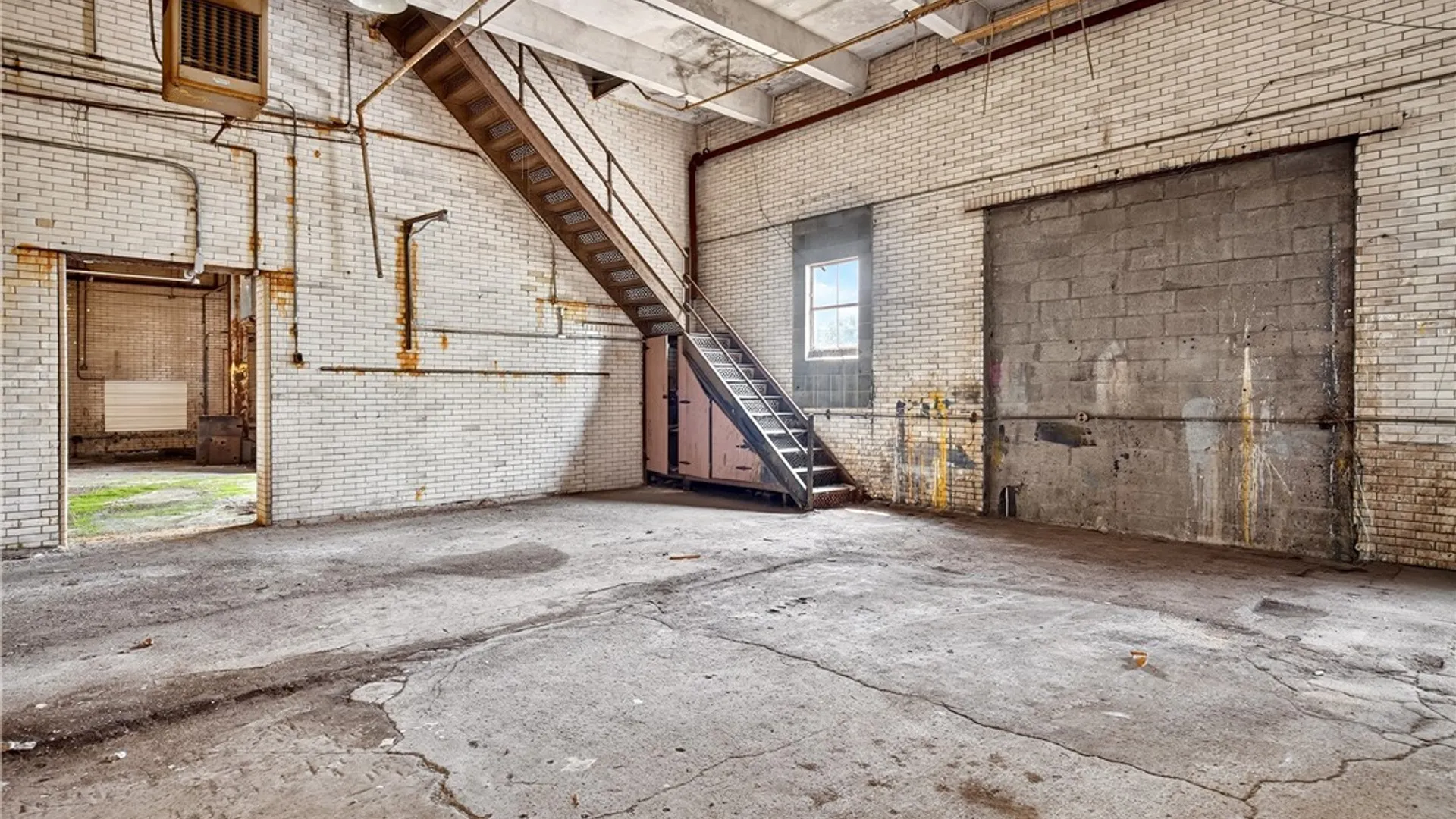 Property at 662 Fillmore Avenue, Buffalo, NY 14212 30