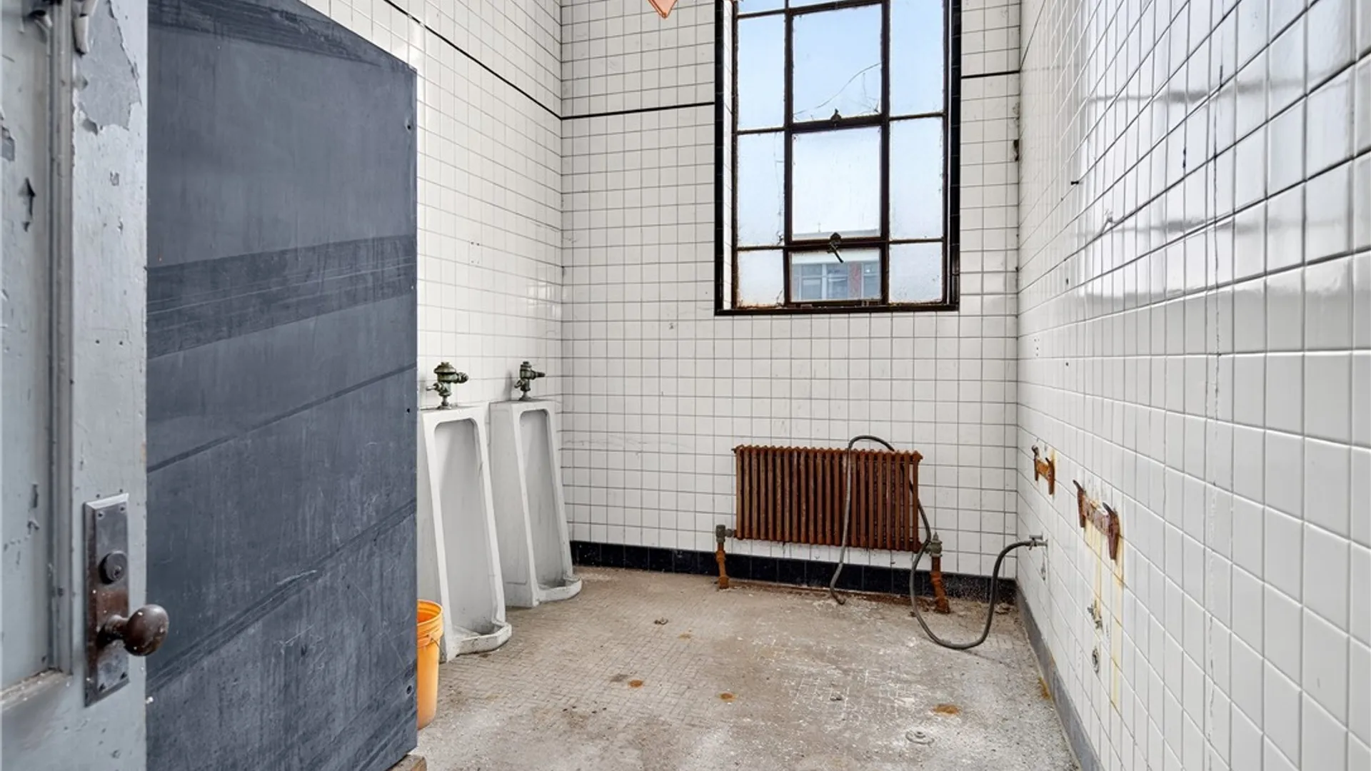 Property at 662 Fillmore Avenue, Buffalo, NY 14212 33