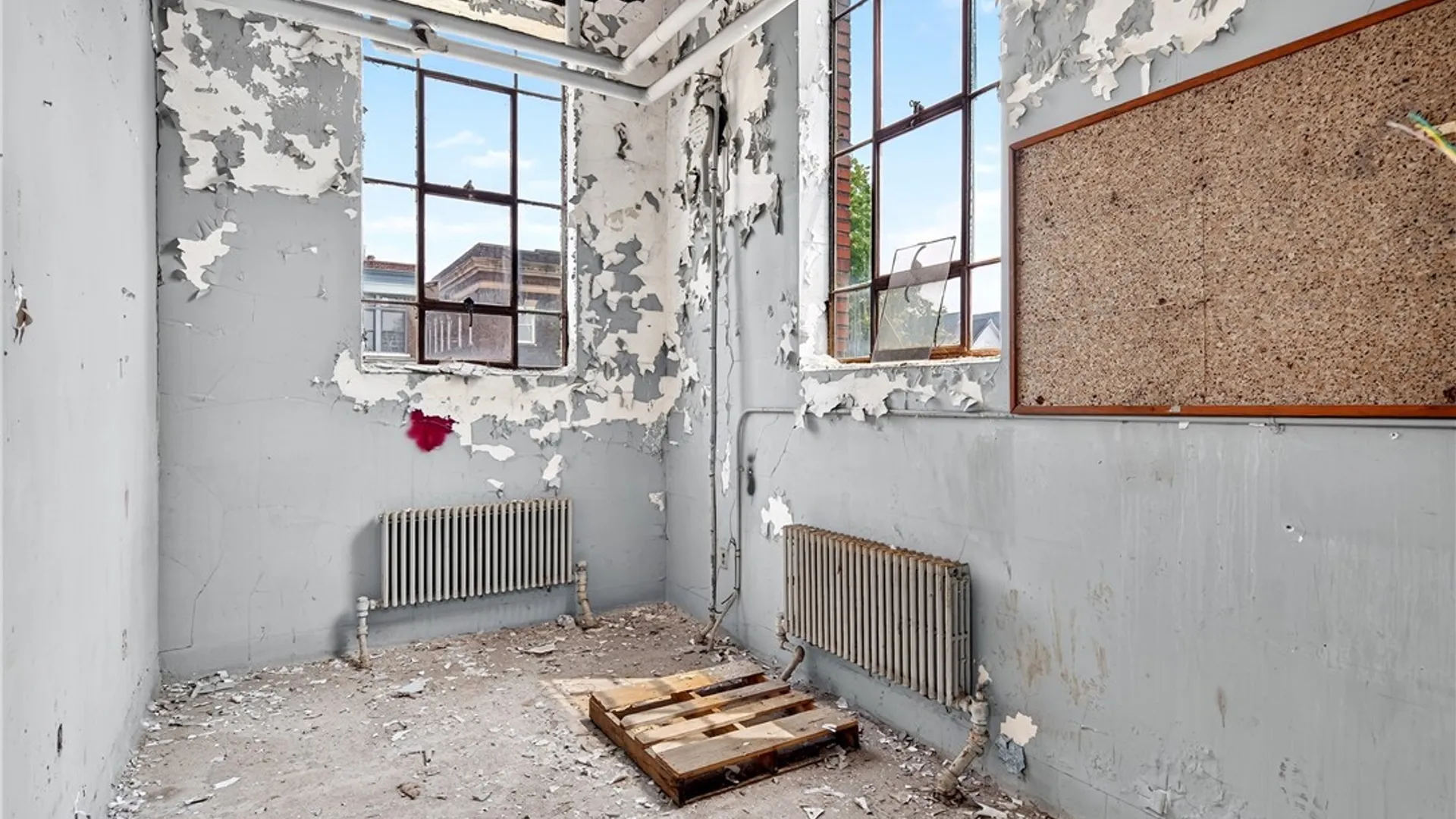 Property at 662 Fillmore Avenue, Buffalo, NY 14212 37