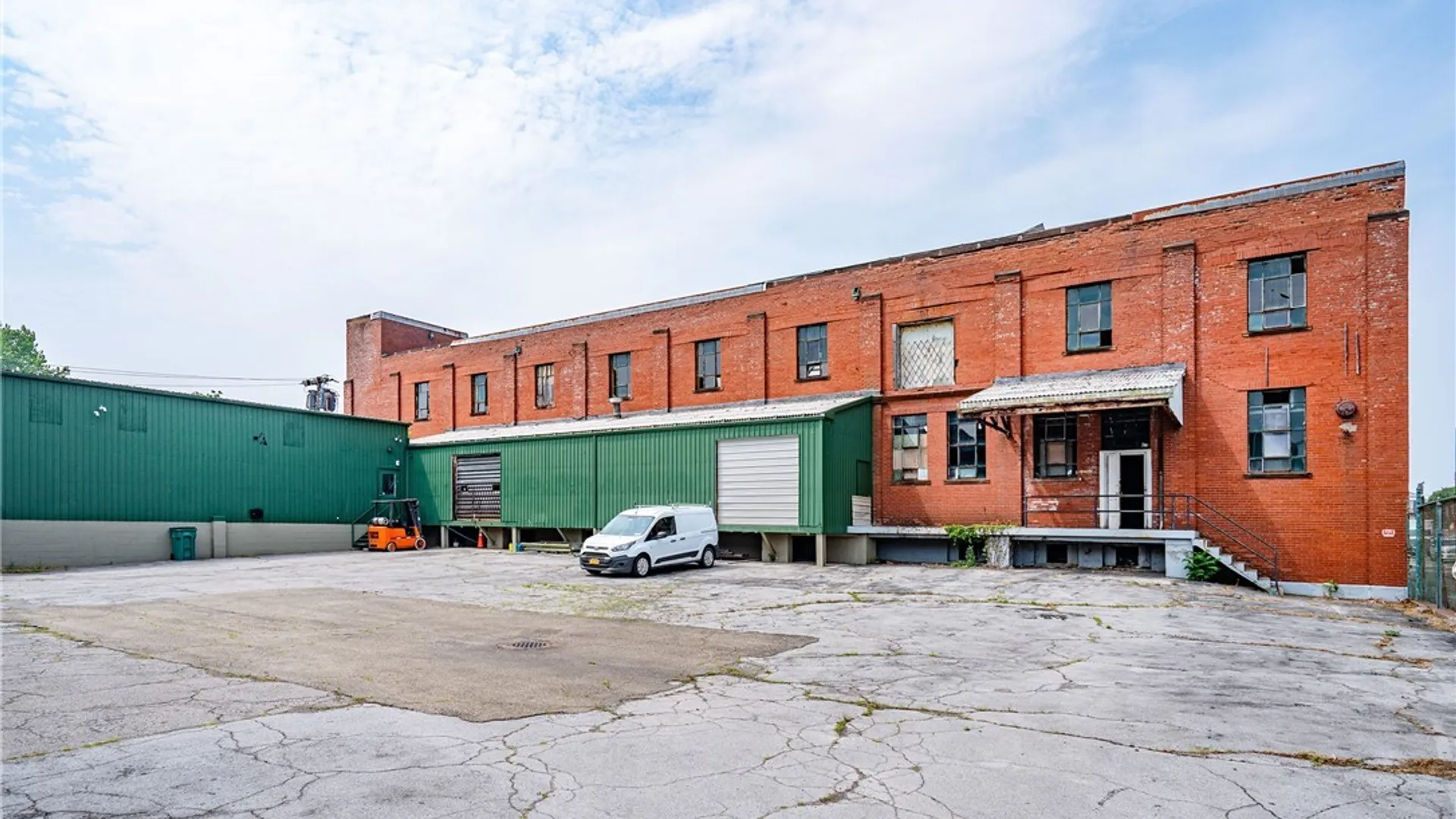Property at 662 Fillmore Avenue, Buffalo, NY 14212 6