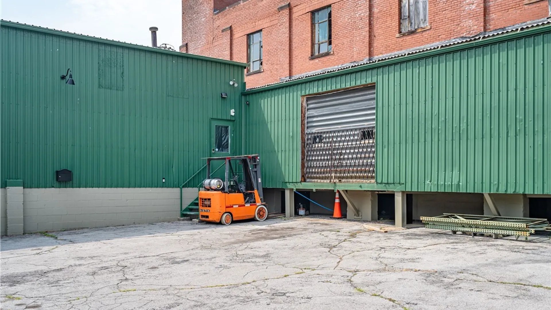 Property at 662 Fillmore Avenue, Buffalo, NY 14212 7