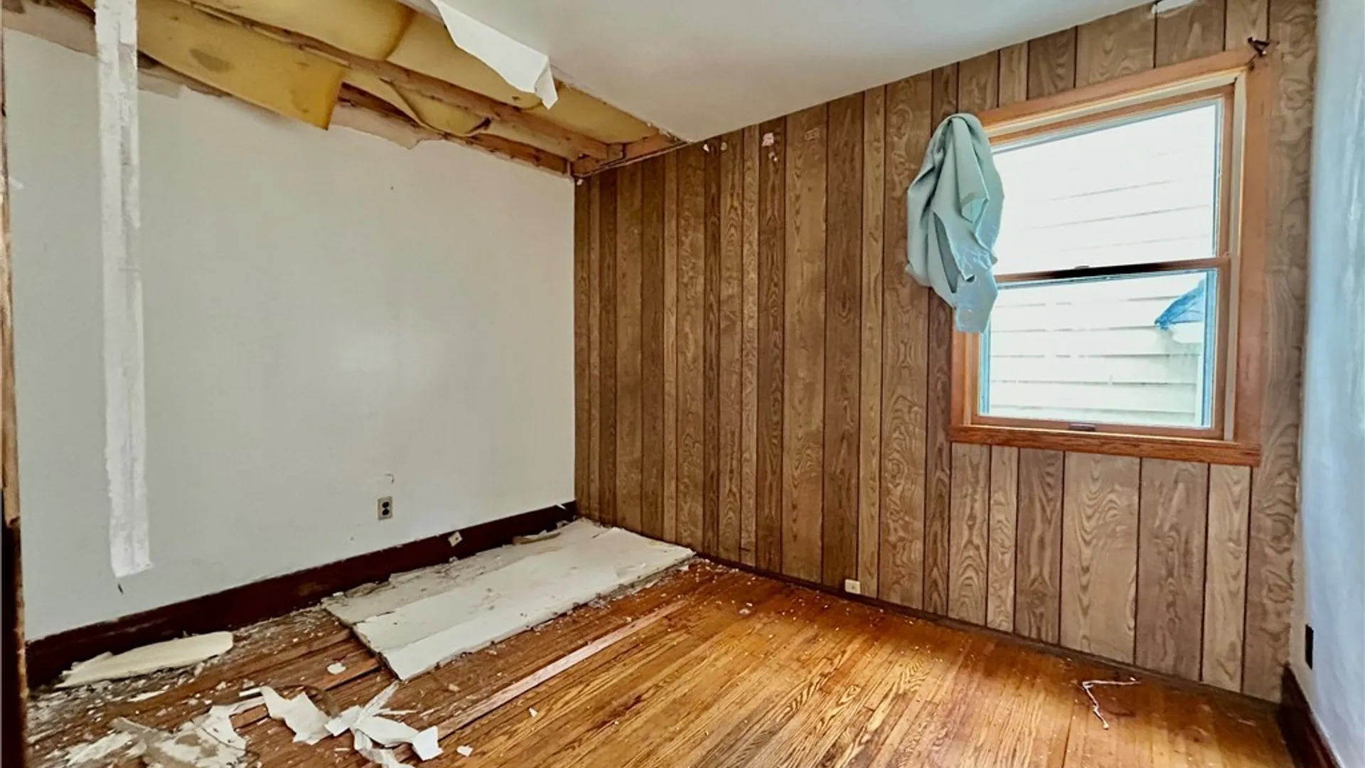 Property at 90 Theodore Street, Buffalo, NY 14211 10