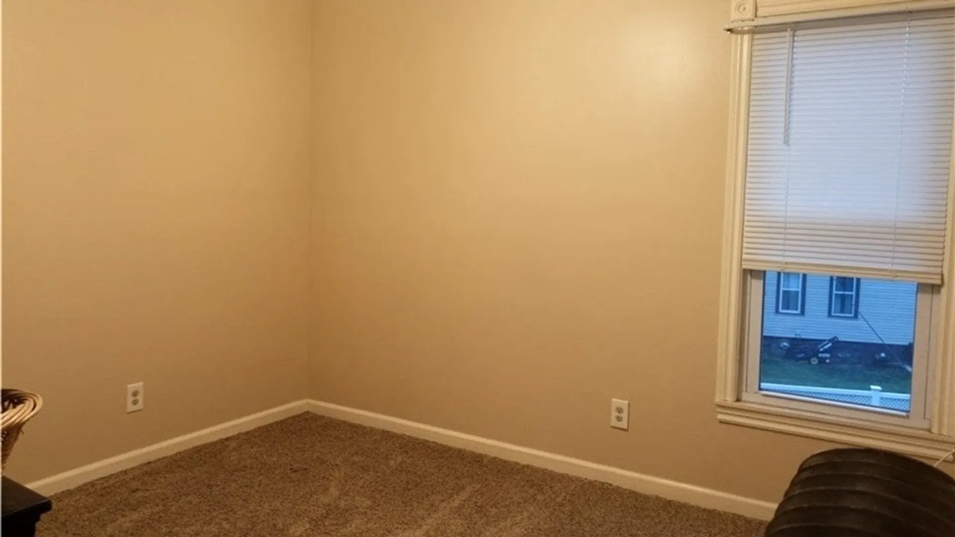 Property at 12 Seneca Parkside, Buffalo, NY 14210 14