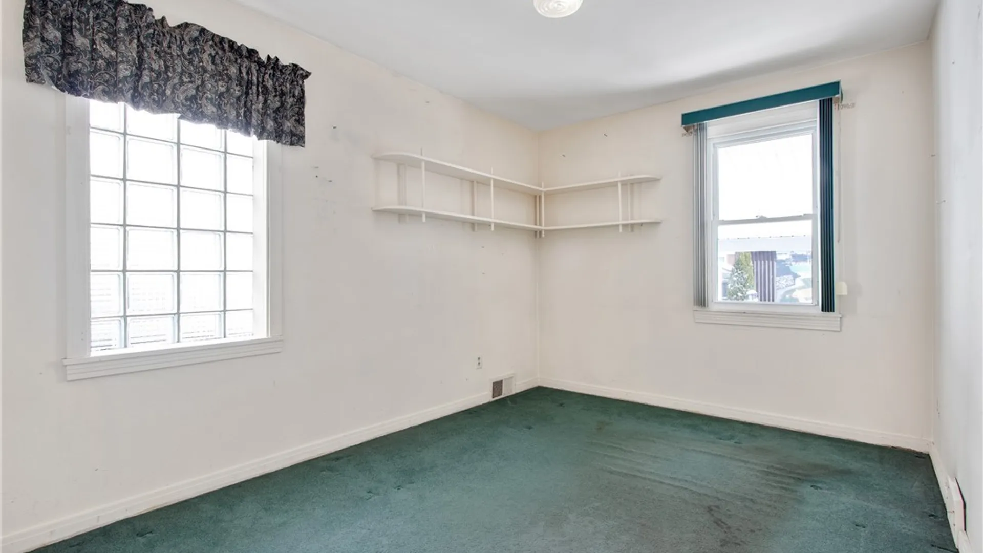 Property at 331 S Ogden Street, Buffalo, NY 14206 19
