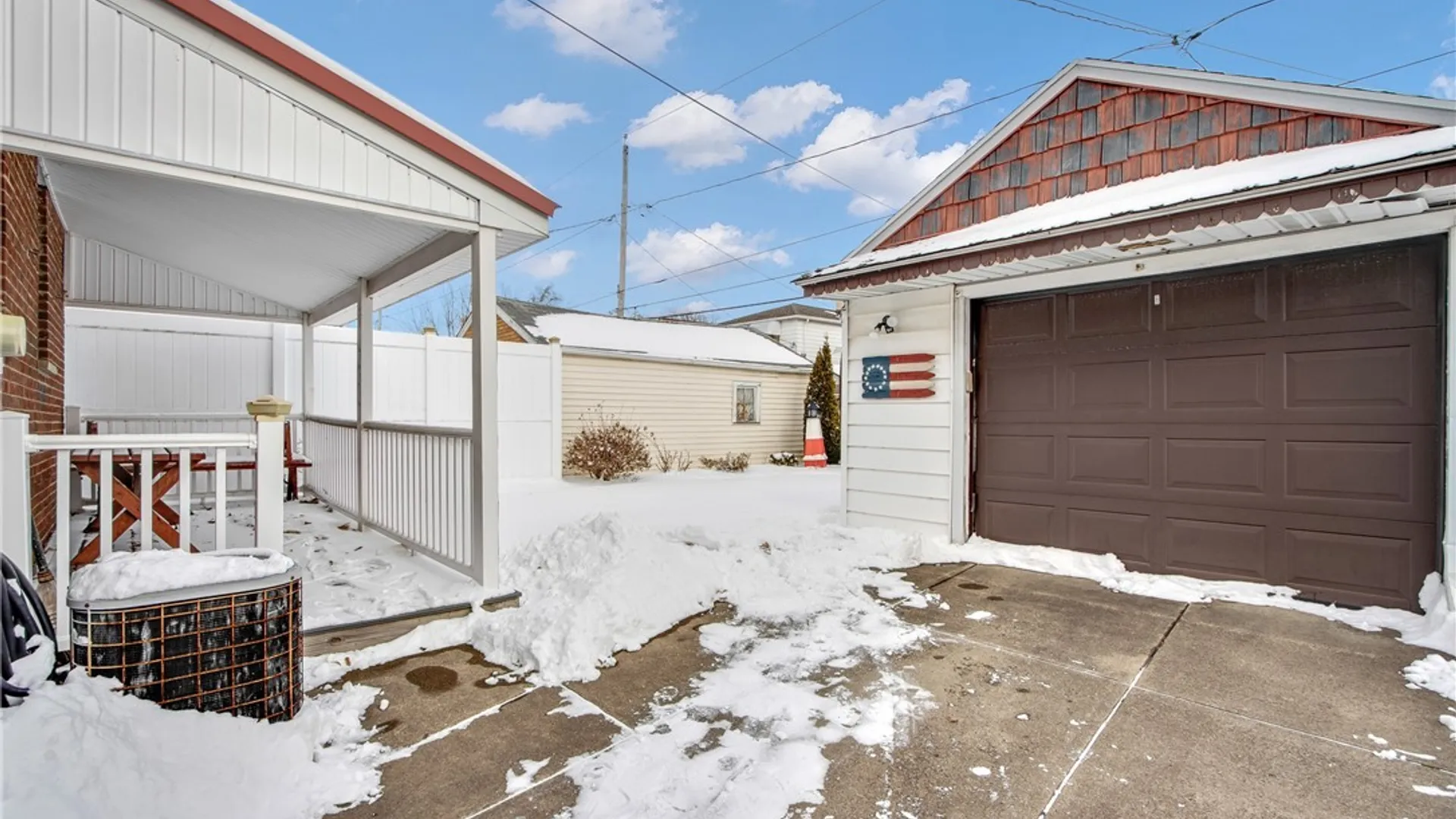 Property at 331 S Ogden Street, Buffalo, NY 14206 5