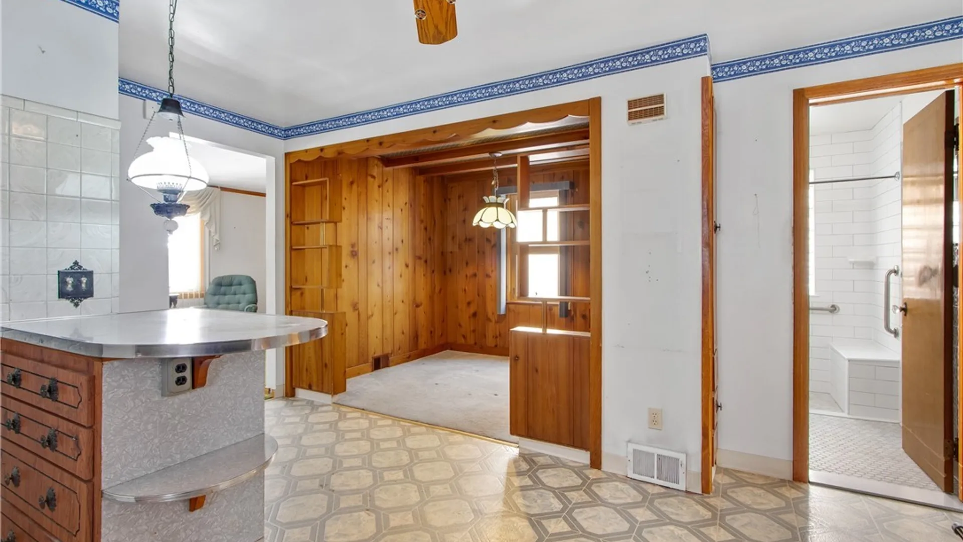 Property at 331 S Ogden Street, Buffalo, NY 14206 8