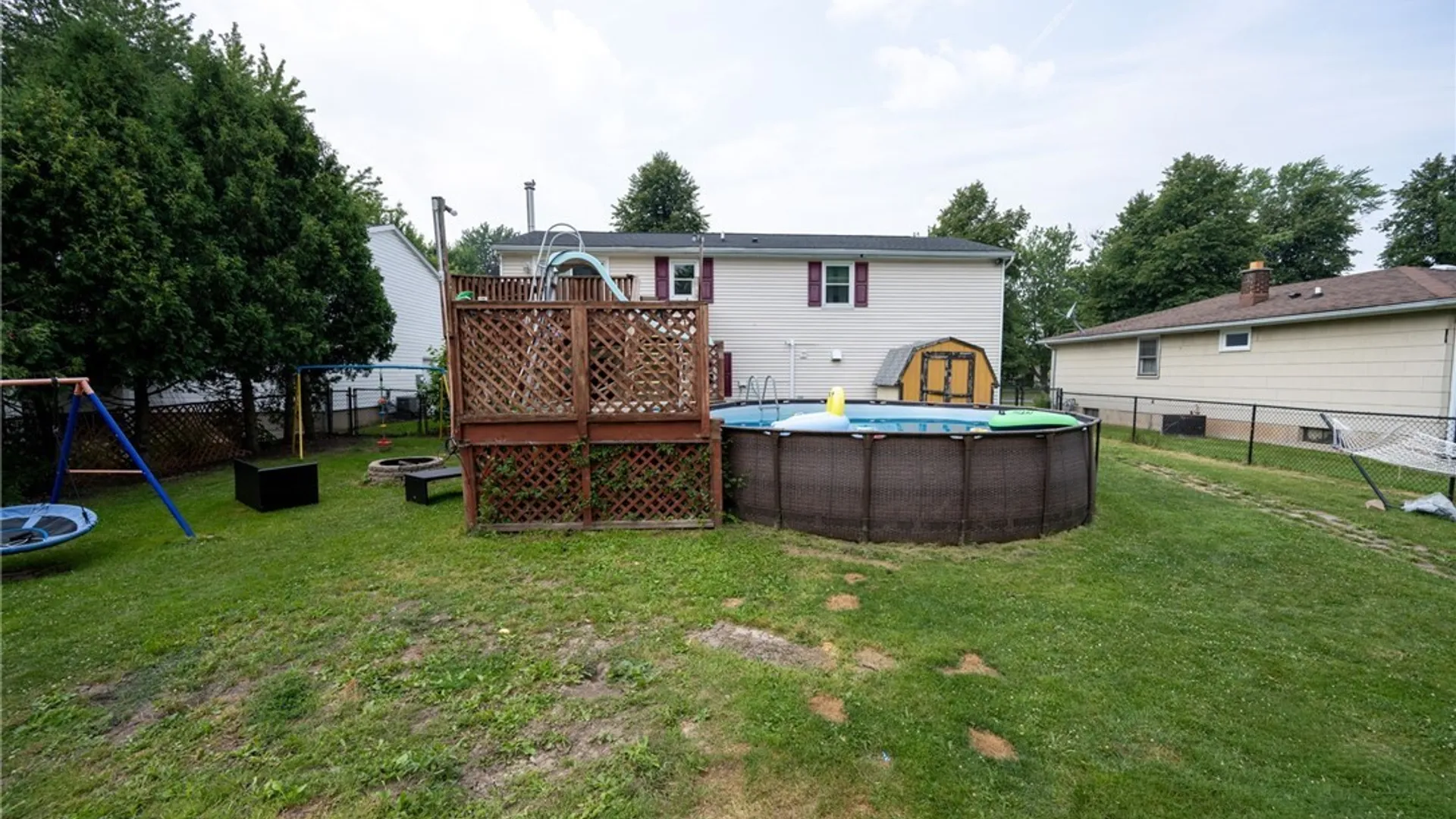 Property at 14 E Park Drive, Lockport City, NY 14094 23