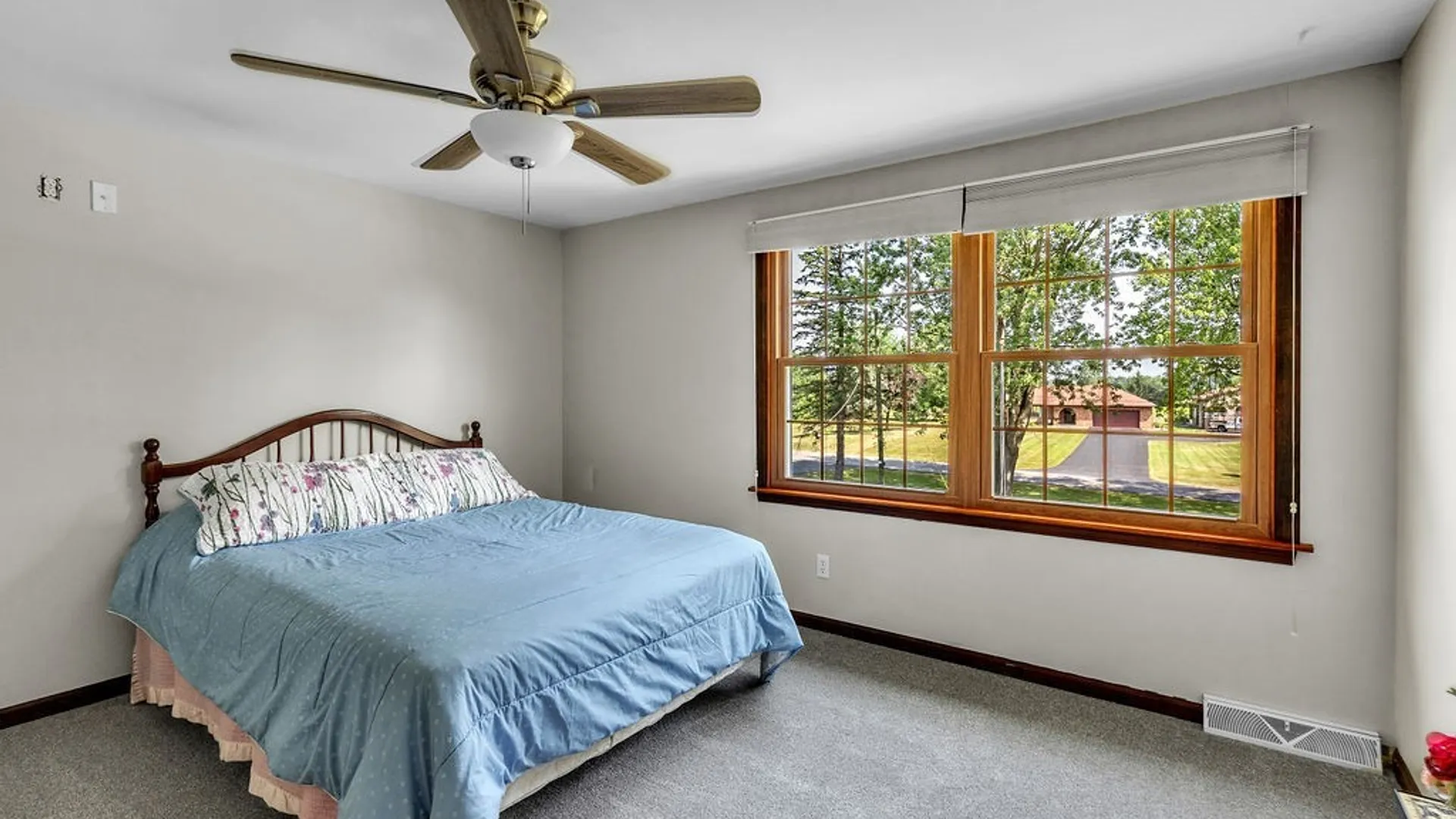 Property at 10875 Howe Road, Clarence, NY 14031 35