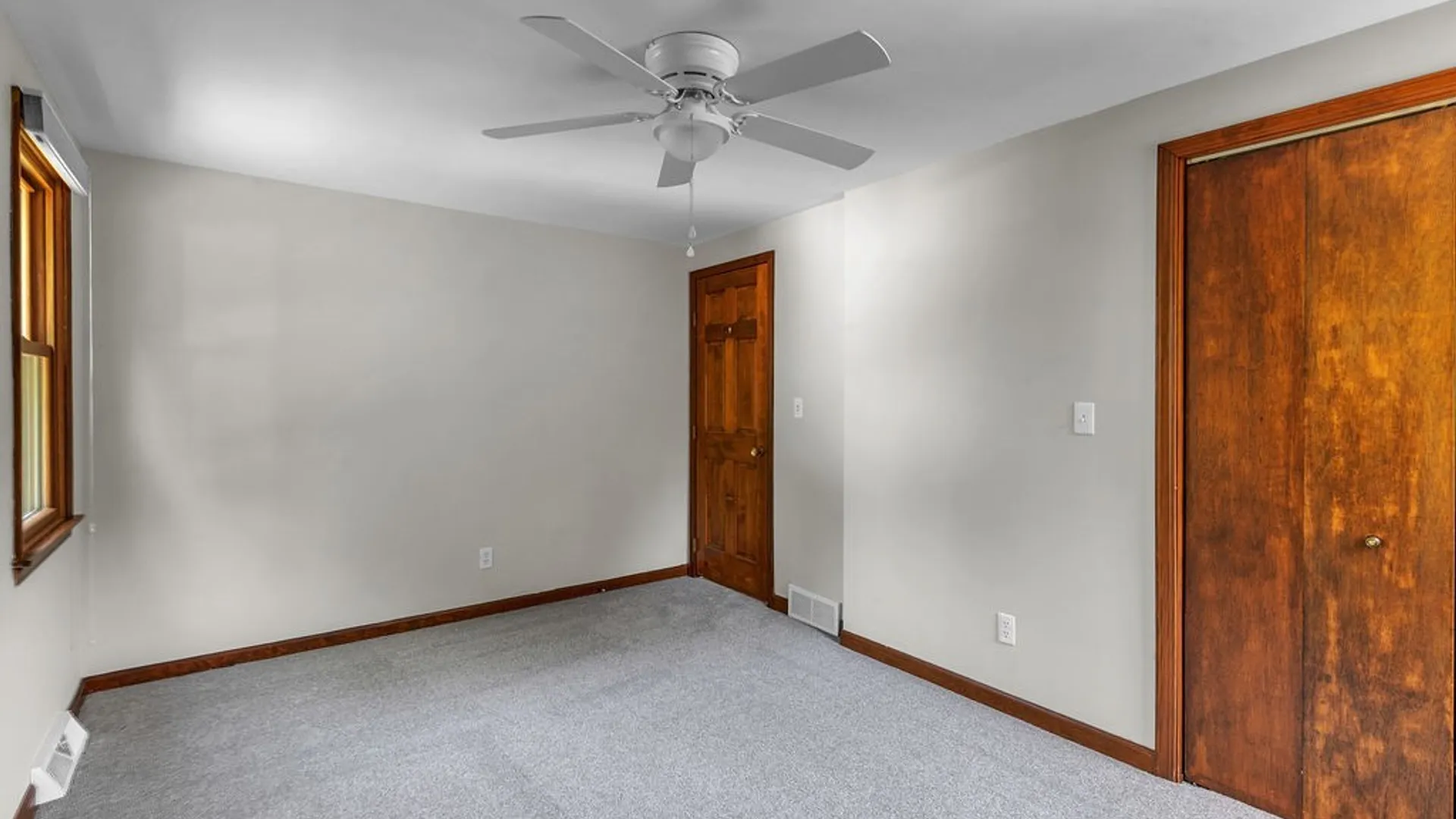Property at 10875 Howe Road, Clarence, NY 14031 37