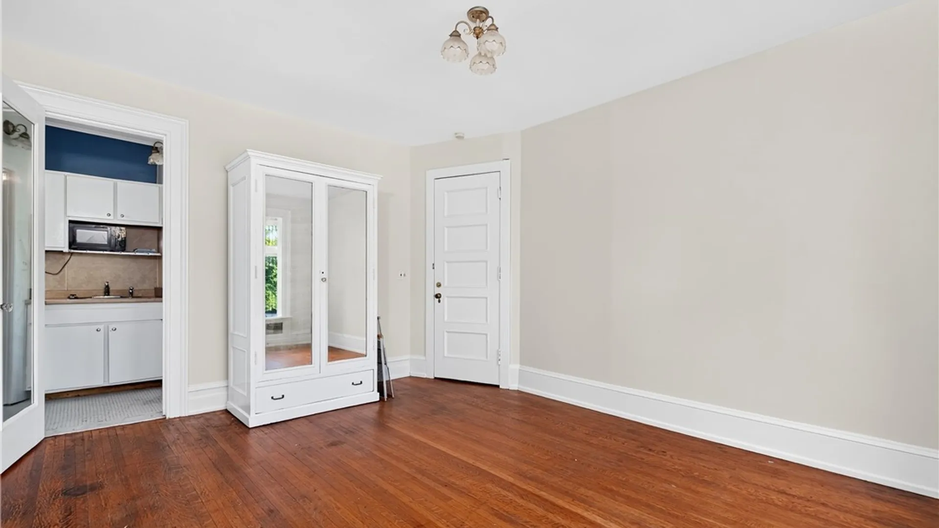 Property at 46 Norwood Avenue, Buffalo, NY 14222 34