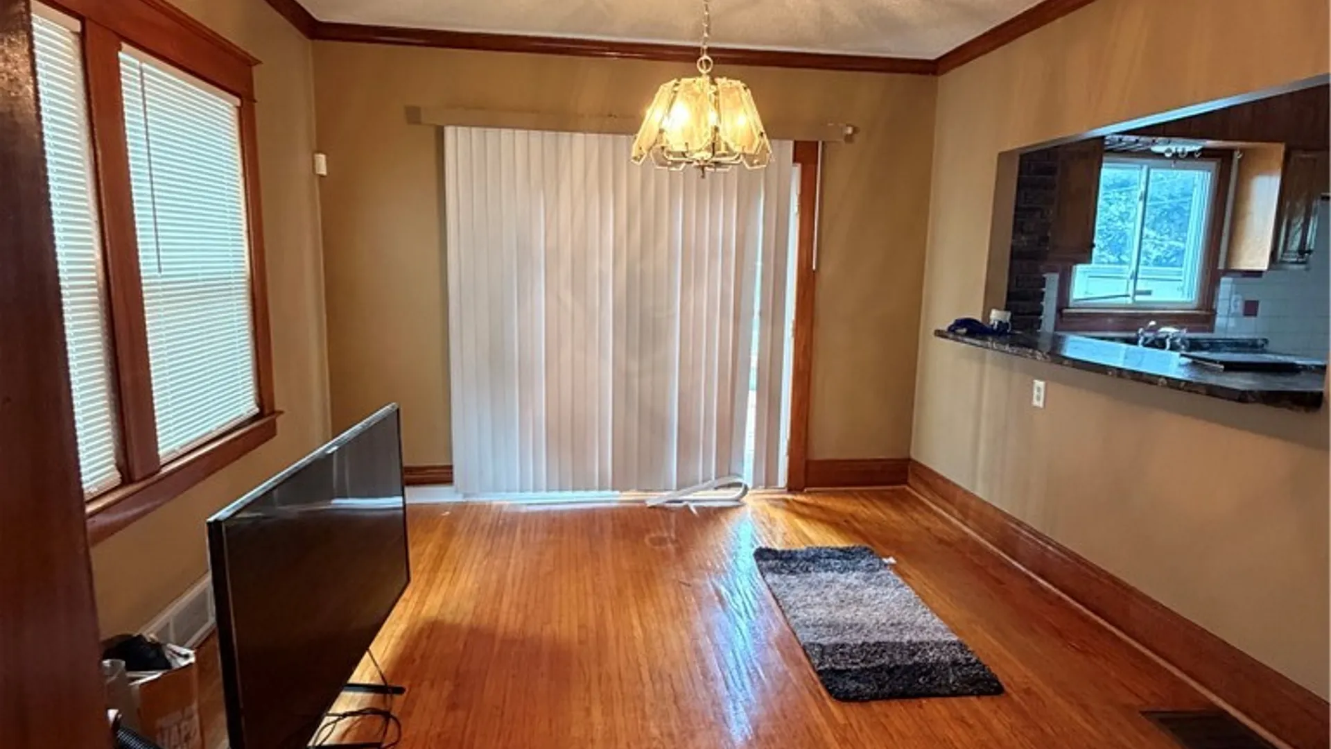 Property at 946 Arnett Boulevard, Rochester, NY 14619 3