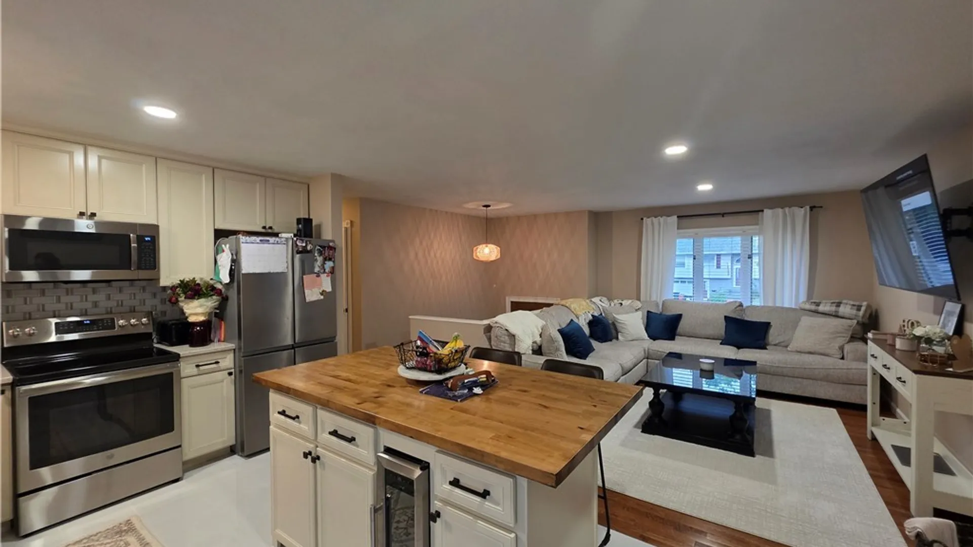 Property at 1502 Redwood Avenue, Utica, NY 13502 12