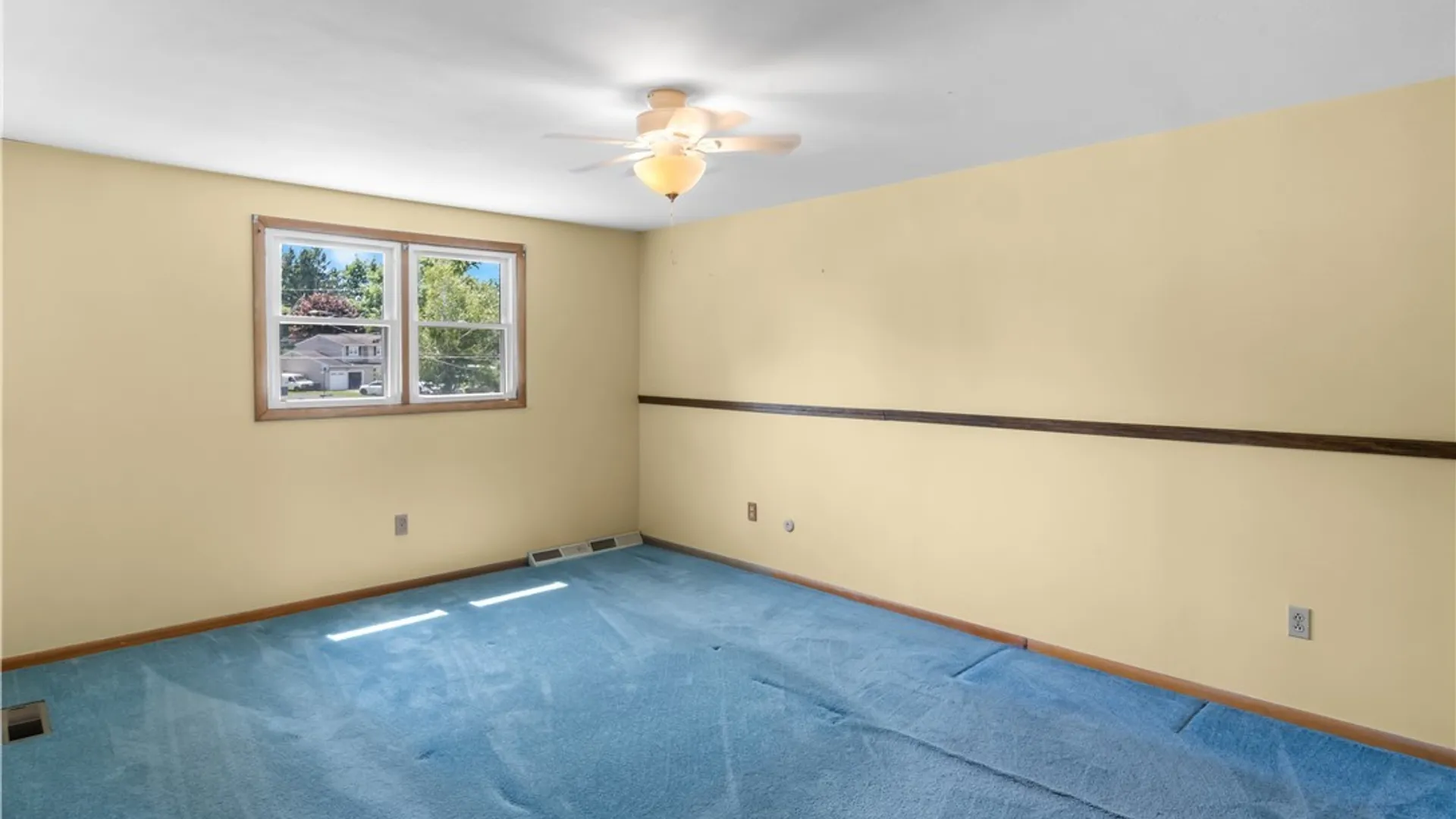 Property at 5321 Amalfi Drive, Clay, NY 13041 15