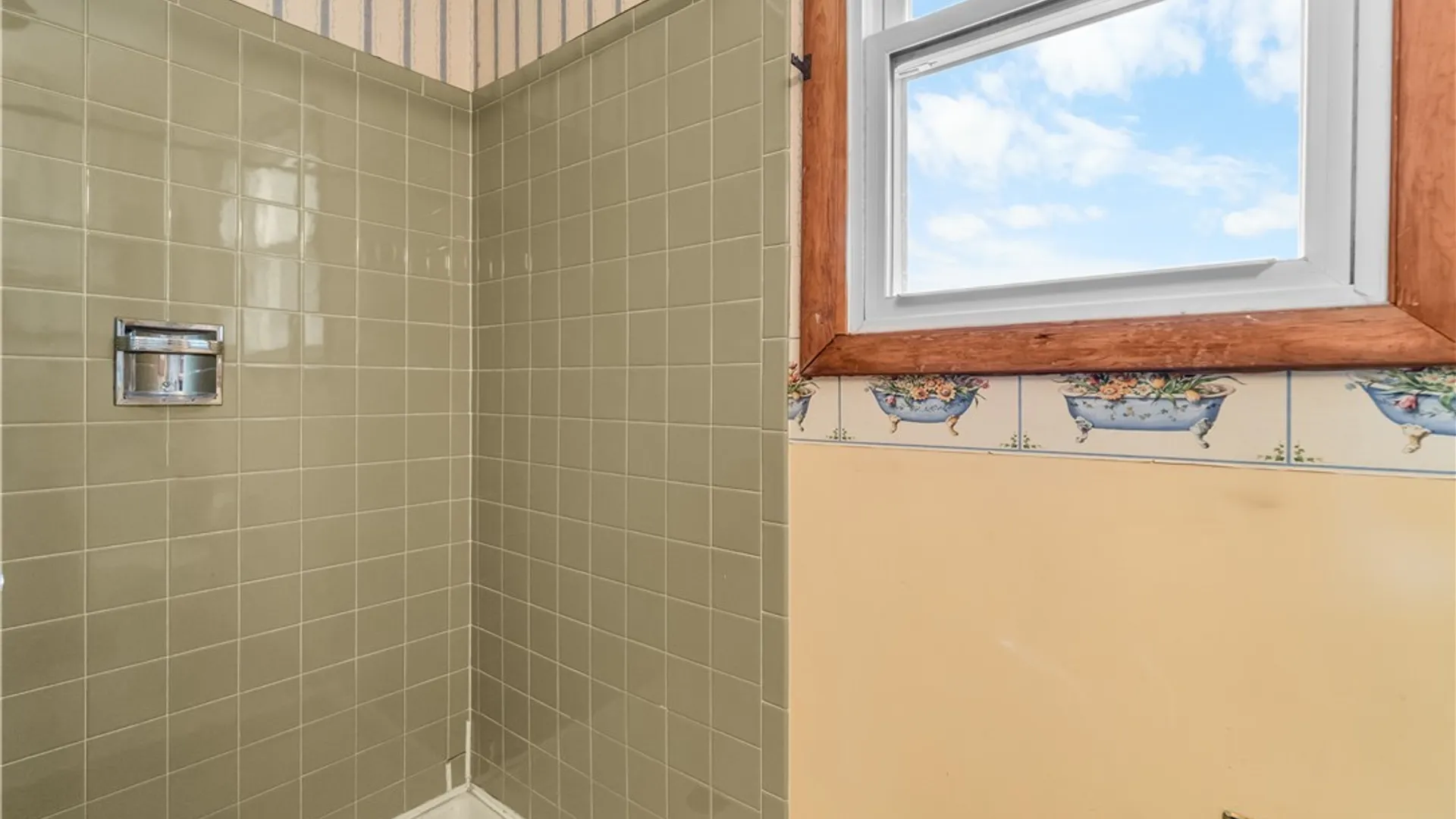 Property at 5321 Amalfi Drive, Clay, NY 13041 17