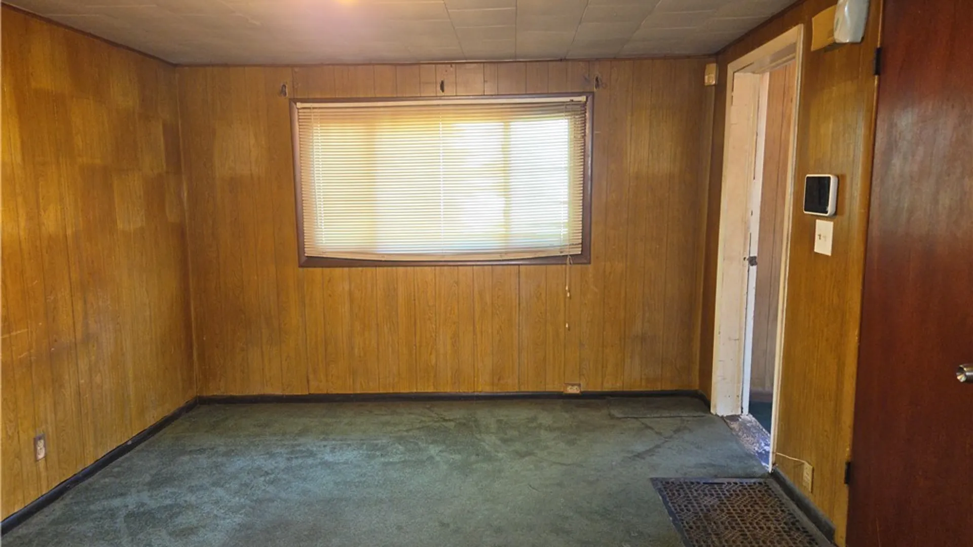 Property at 318 Hatch Street, Syracuse, NY 13205 10
