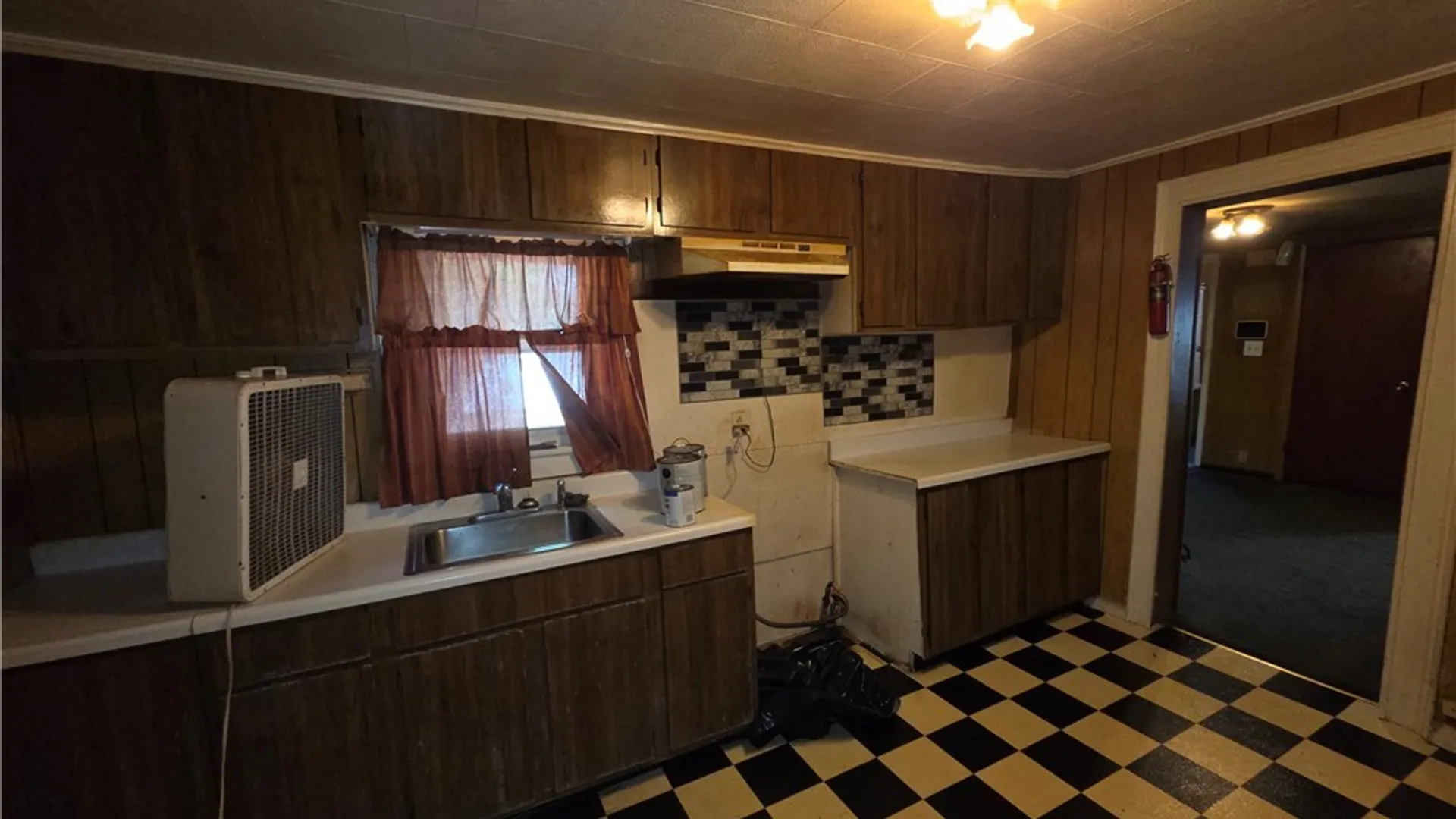 Property at 318 Hatch Street, Syracuse, NY 13205 8