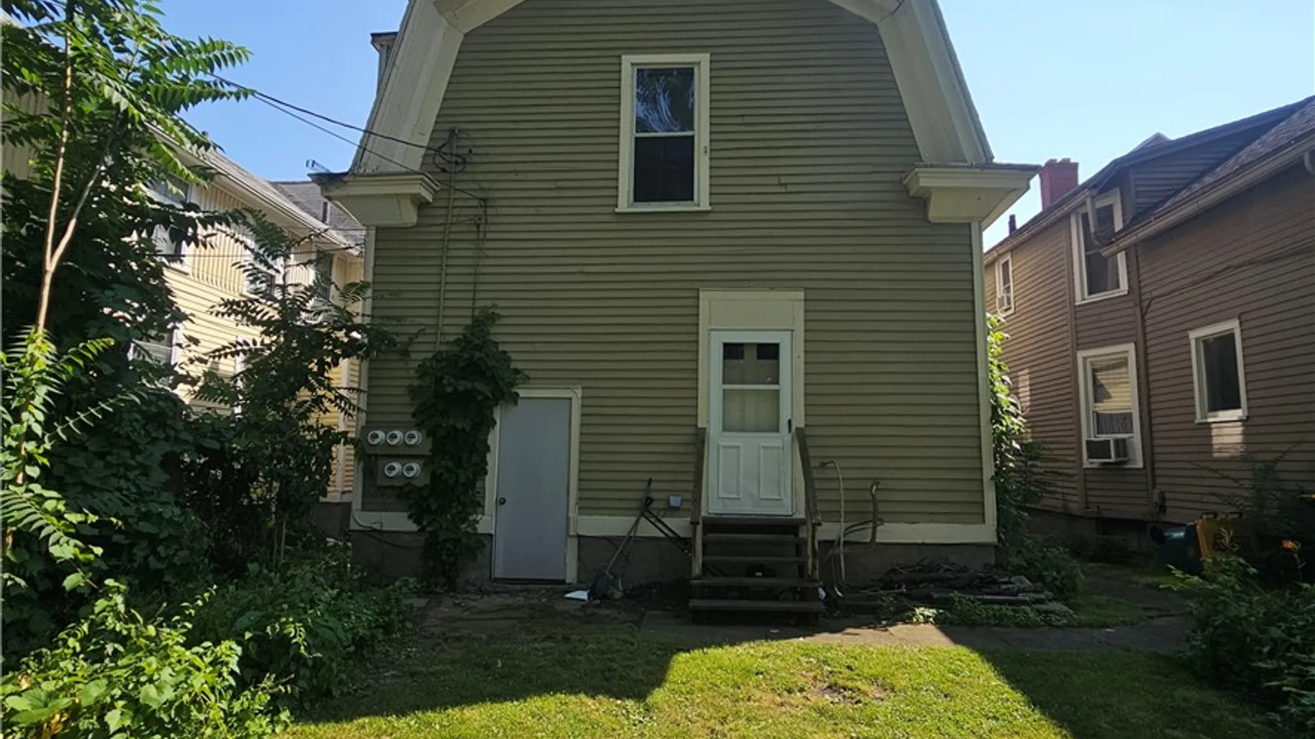 Property at 44 Park Avenue, Rochester, NY 14607 17