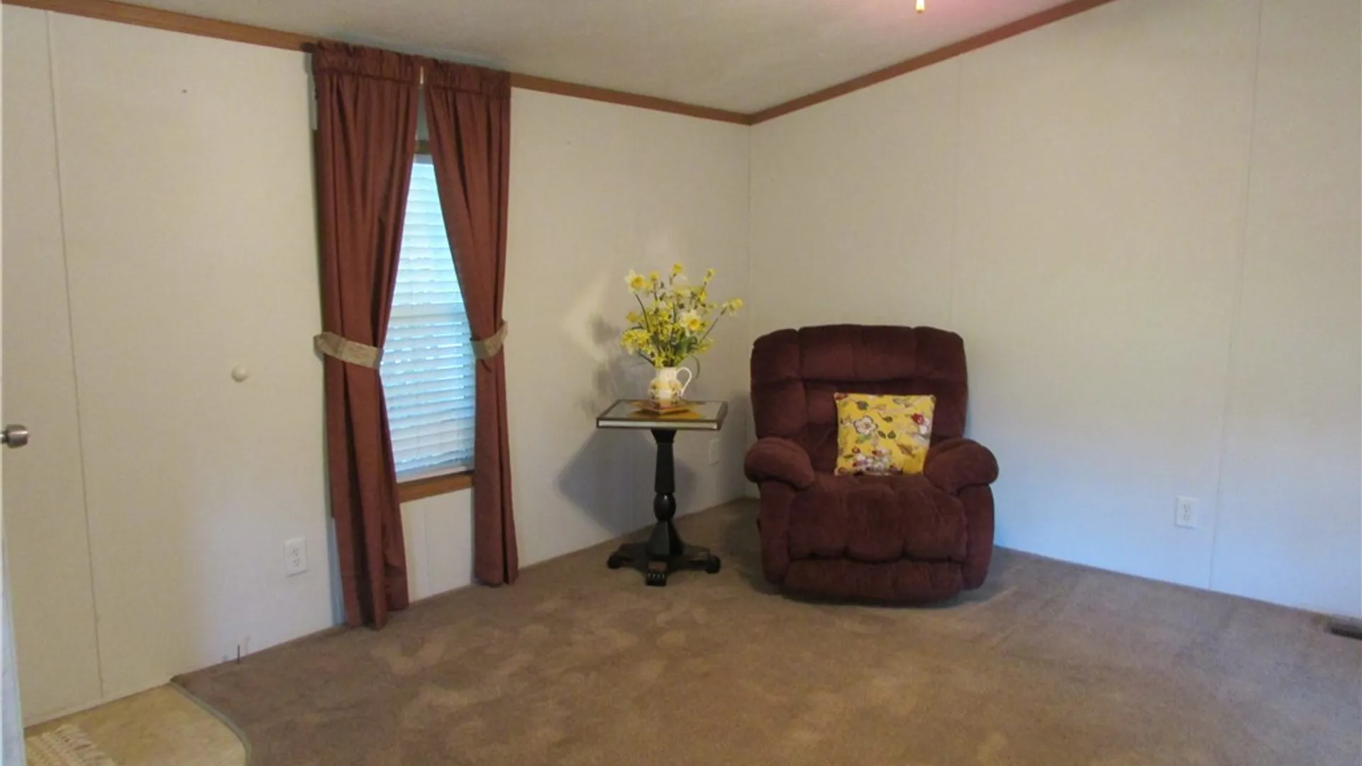 Property at 13 Glazer Drive, Penfield, NY 14625 13