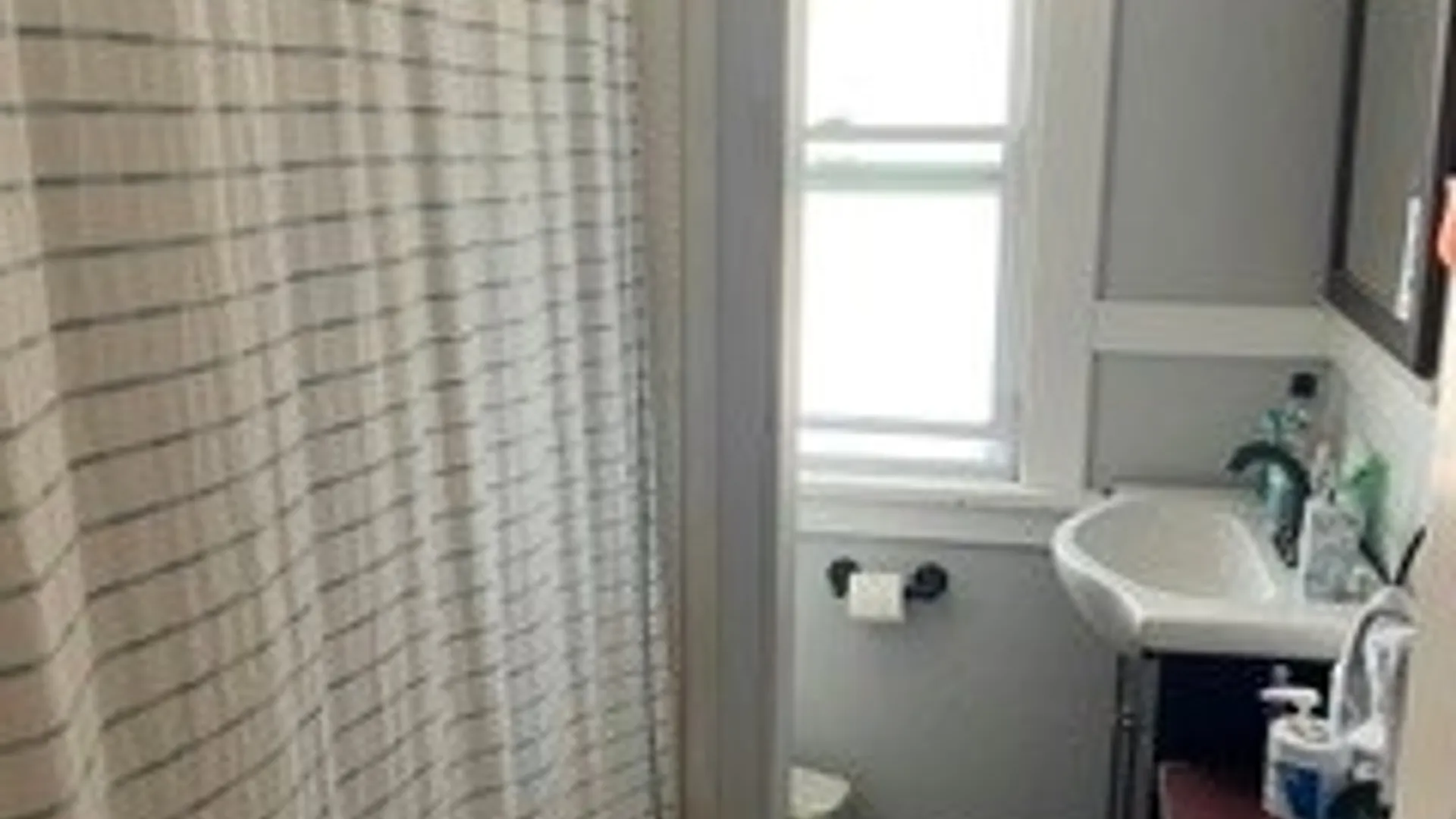 Property at 5 Bewley Parkway, Lockport City, NY 14094 19