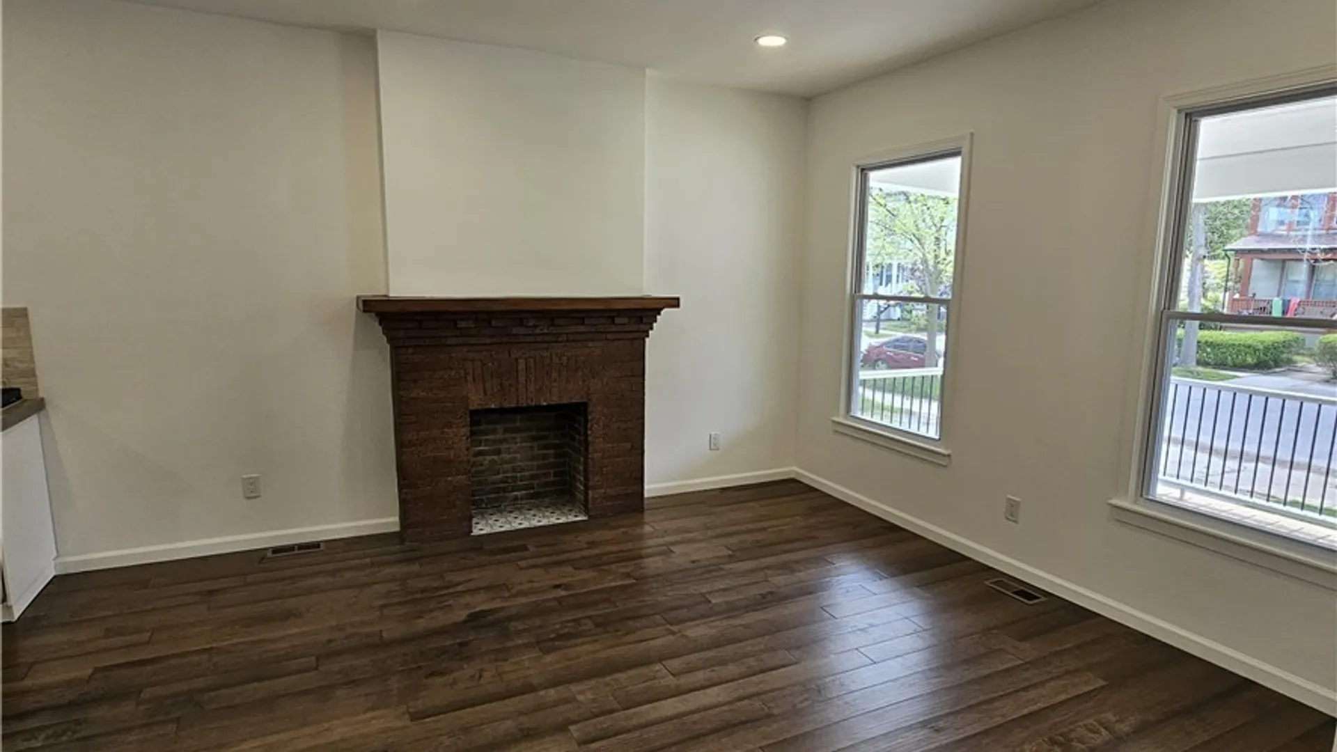 Property at 23 Oxford Avenue, Buffalo, NY 14209 12