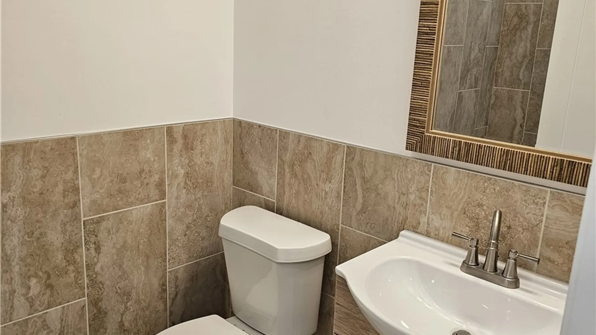 Property at 23 Oxford Avenue, Buffalo, NY 14209 22