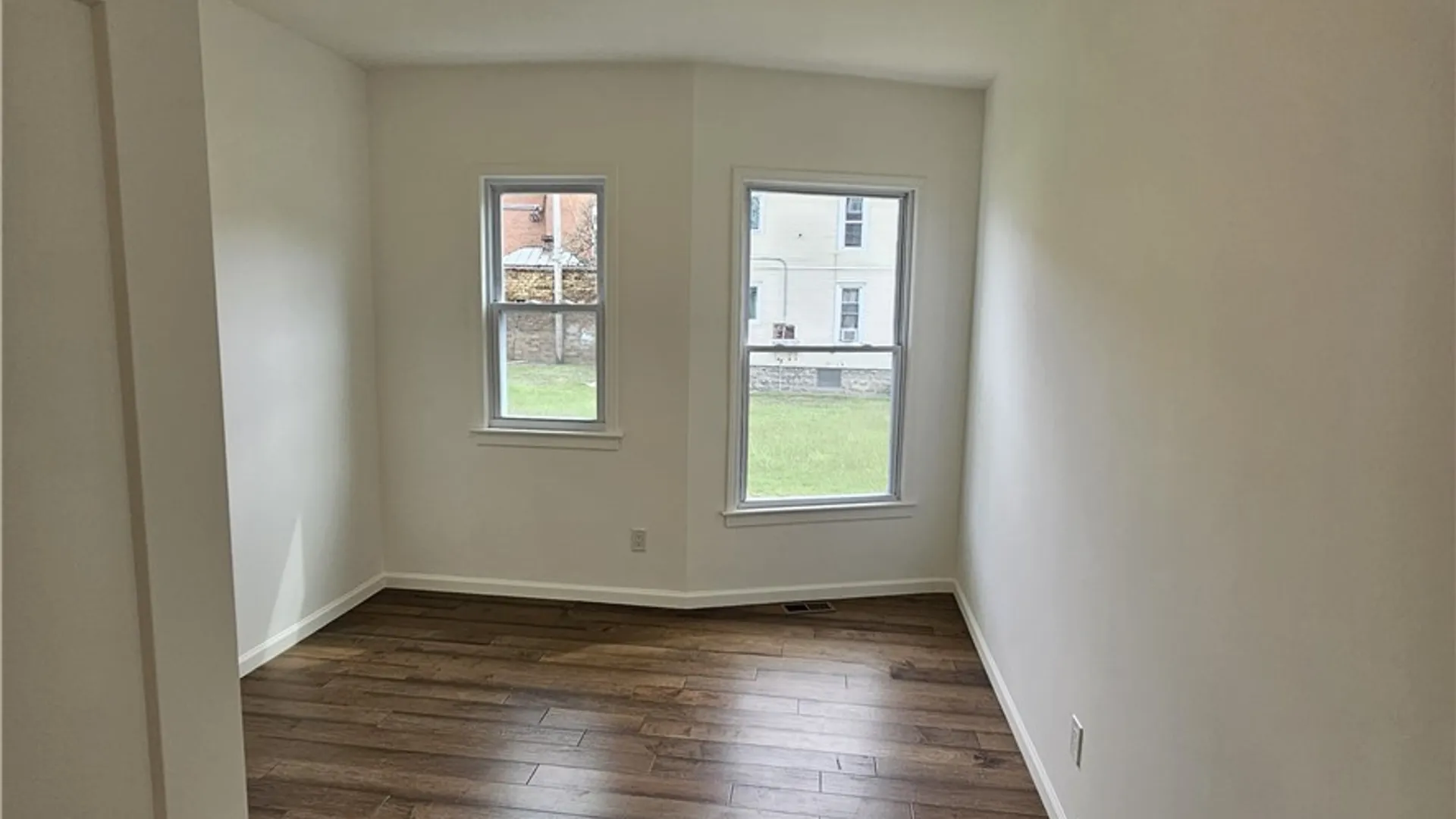Property at 23 Oxford Avenue, Buffalo, NY 14209 26