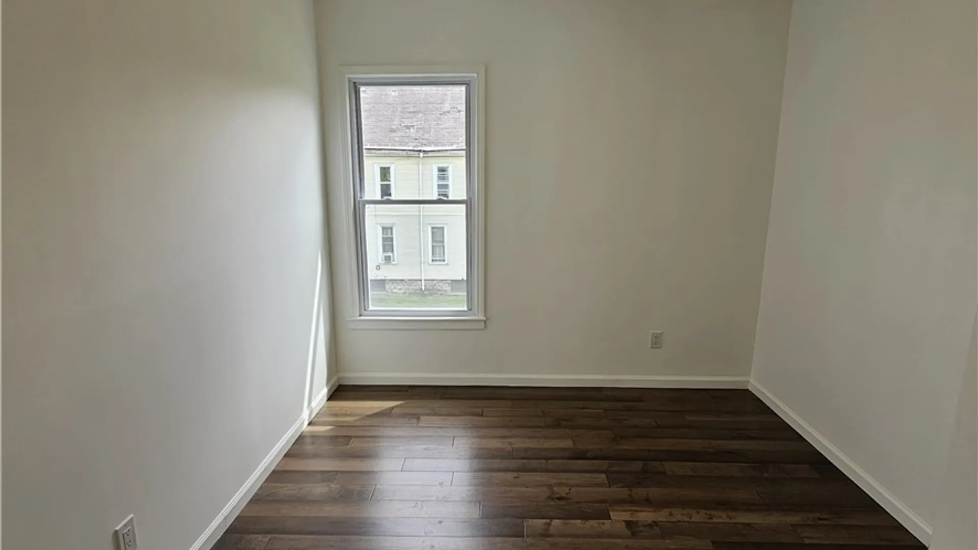Property at 23 Oxford Avenue, Buffalo, NY 14209 40