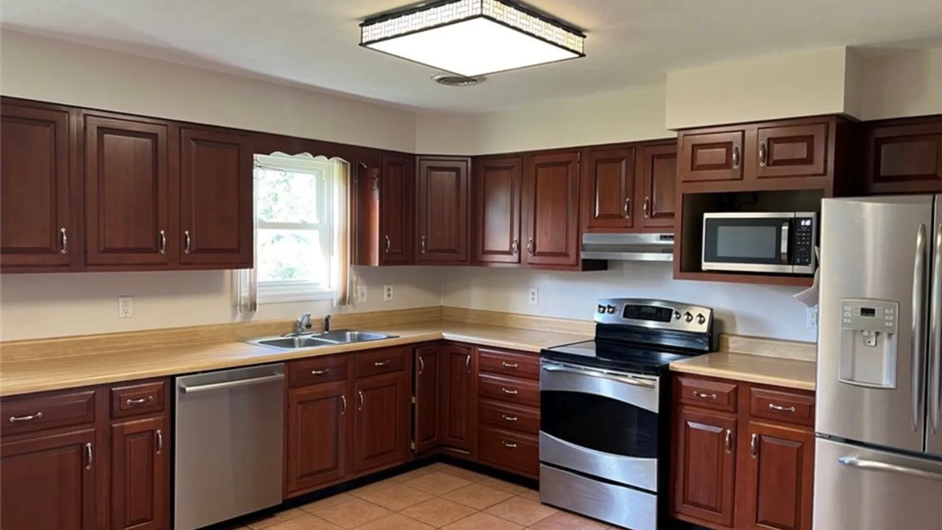 Property at 6905 Fairway Drive, Westmoreland, NY 13490 4