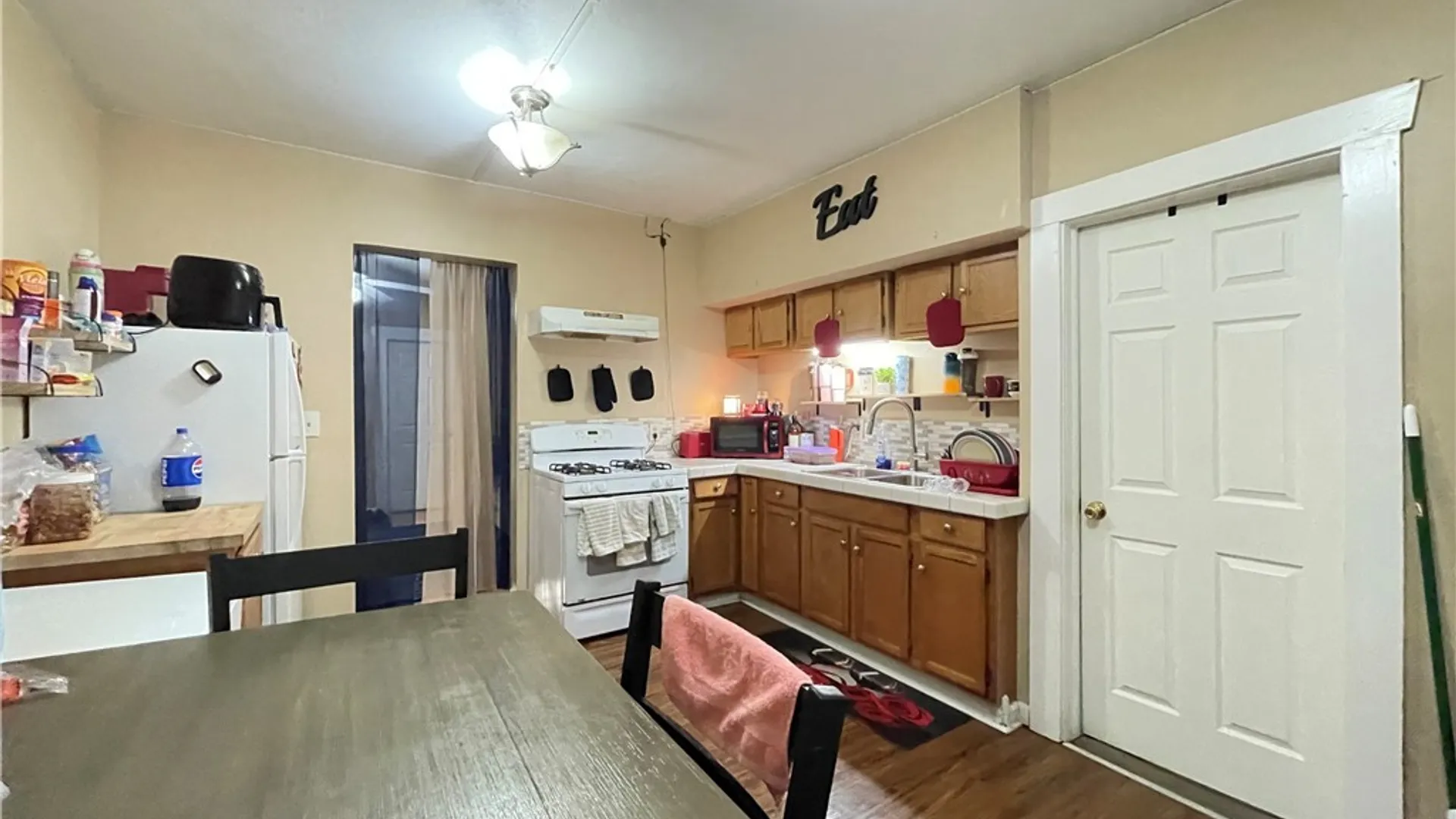 Property at 202 W Yates Street, DeWitt, NY 13057 9